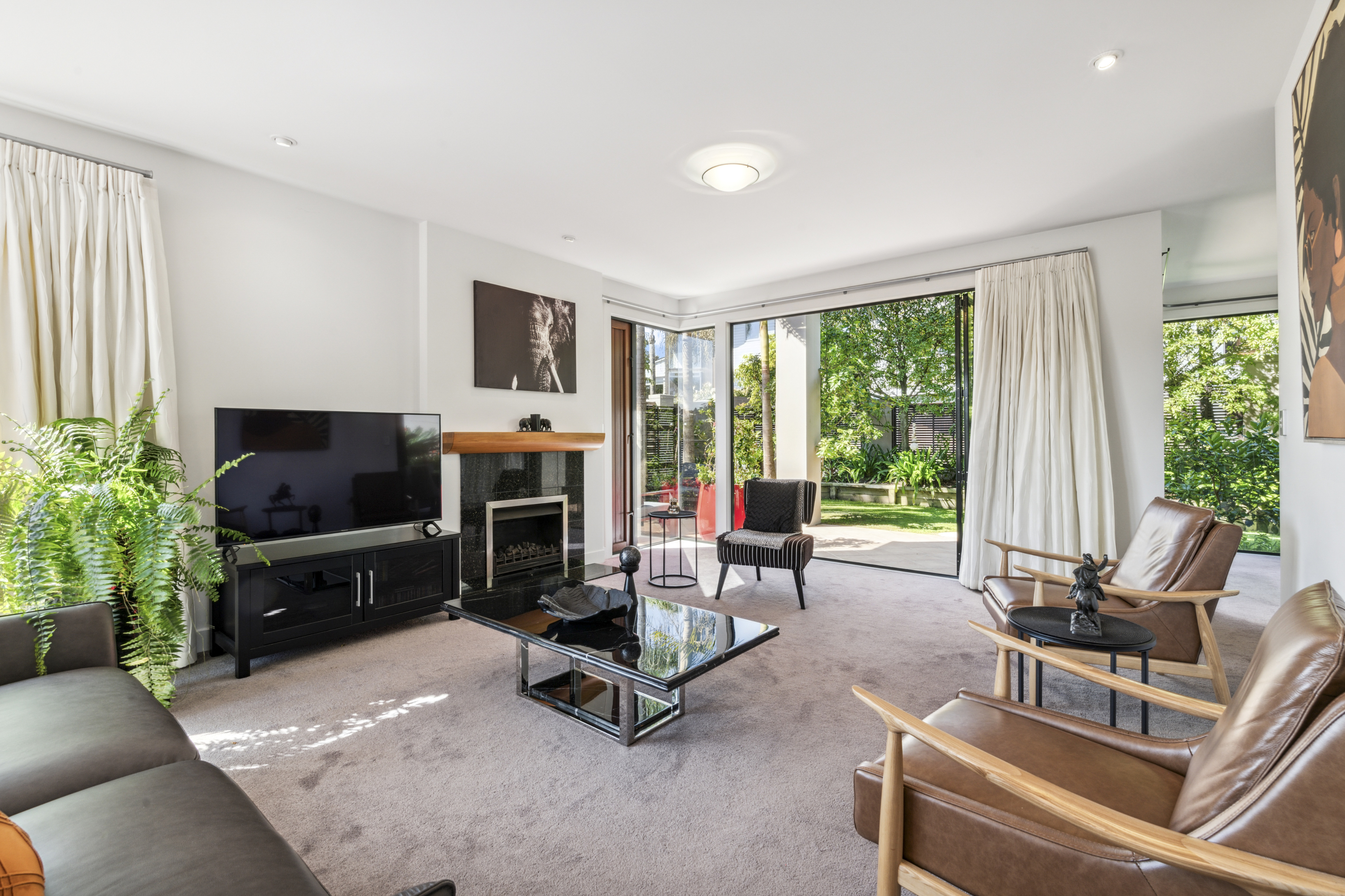 2/2 The Esplanade, Castor Bay, North Shore City, 4 chambres, 0 salles de bain, House
