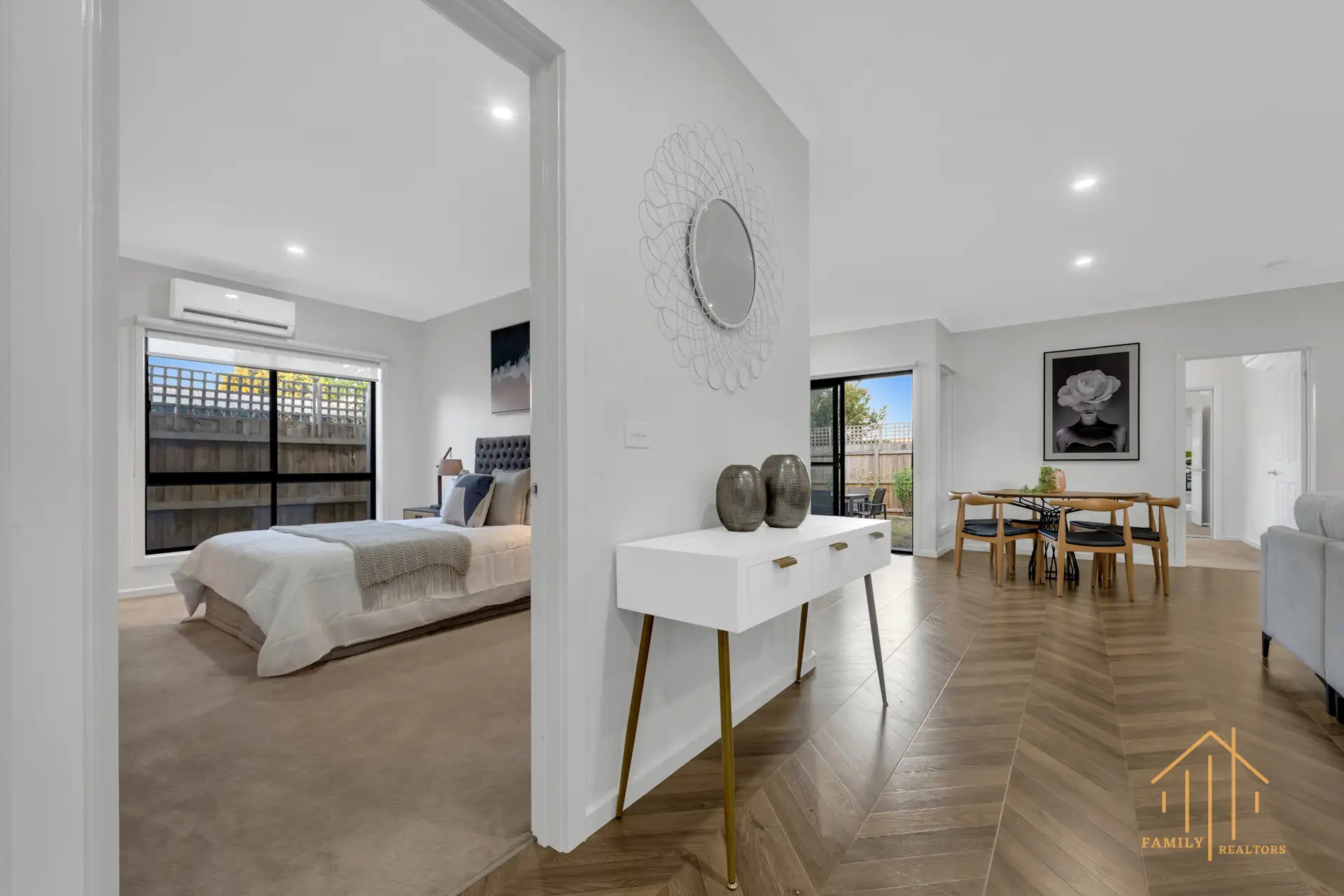 UNIT 2 27 PHILIP ST, Dandenong North, South East Melbourne, 0房, 0浴, House