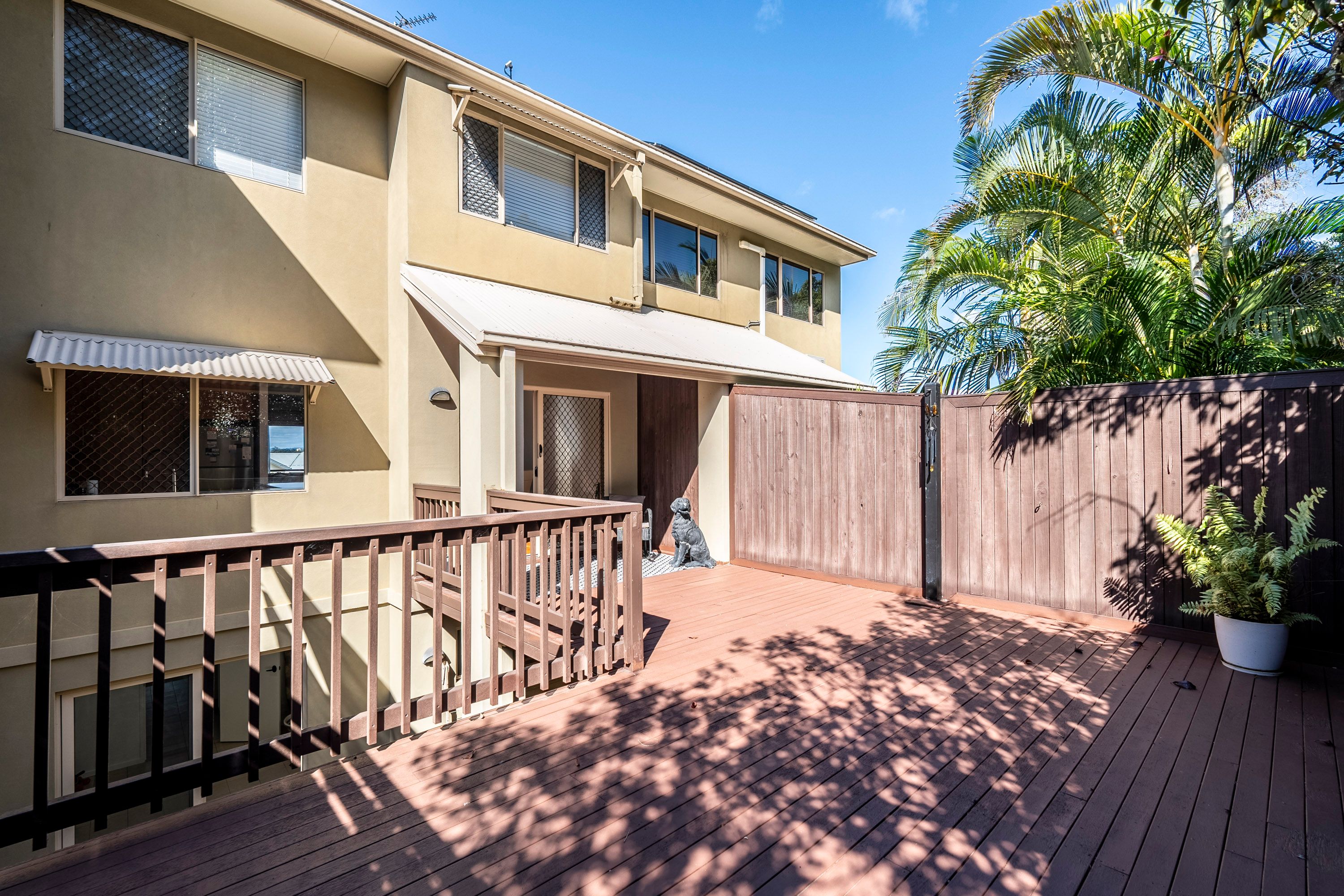 UNIT 2 11 WINTON TCE, Varsity Lakes, Gold Coast, 0 ห้องนอน, 0 ห้องน้ำ, Townhouse