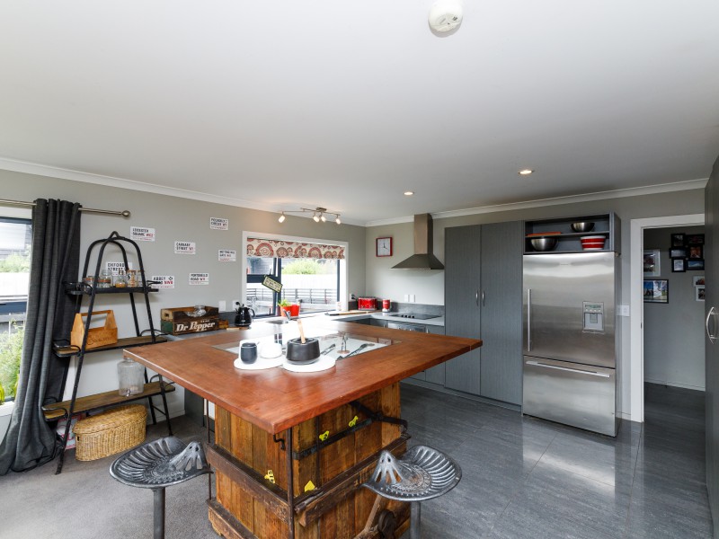 8 Millbrook Place, Ashhurst, Palmerston North City, 4 રૂમ, 2 બાથરૂમ