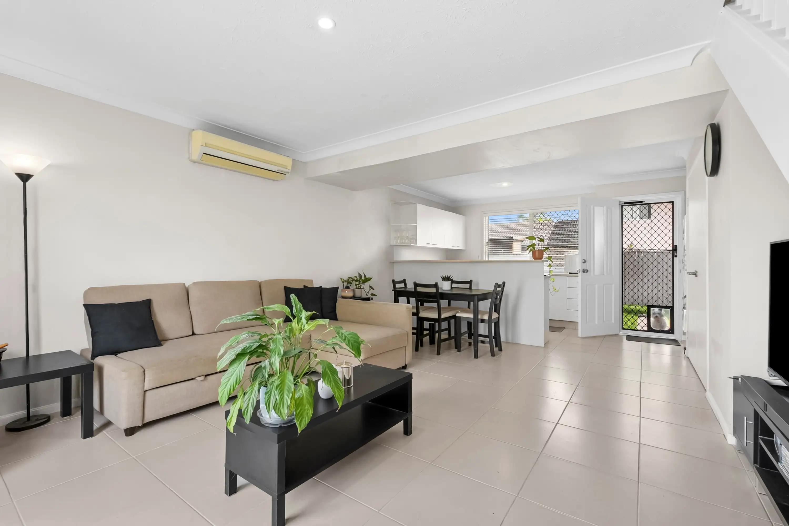 UNIT 23 50 SAINT KEVINS AV, Benowa, Gold Coast, 0部屋, 0バスルーム, Townhouse