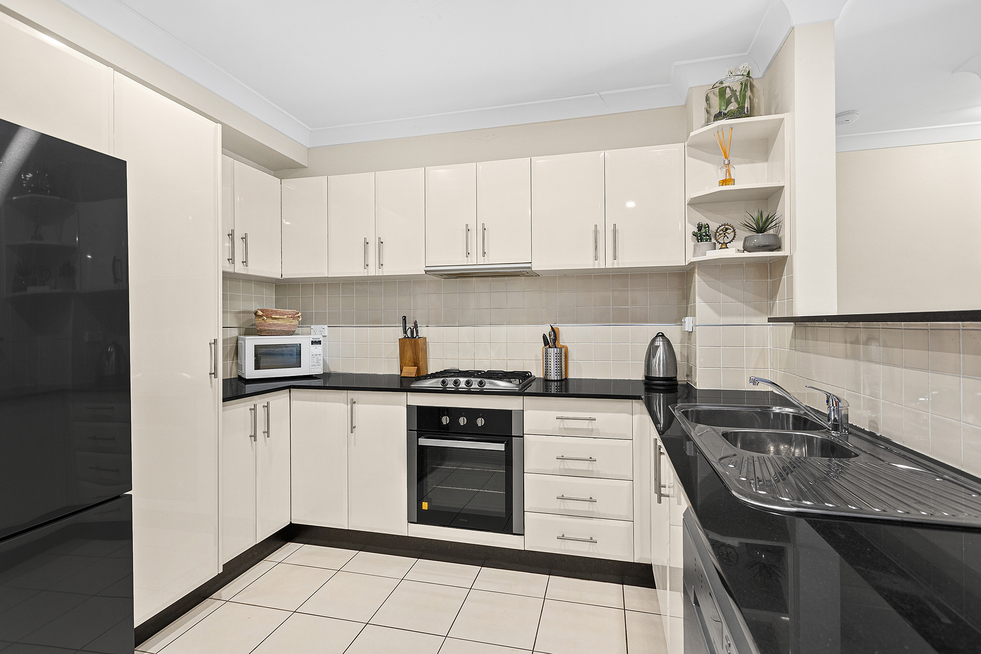 UNIT 14 12-14 GLADSTONE AV, Wollongong, Wollongong - Greater Region, 0 રૂમ, 0 બાથરૂમ, Unit