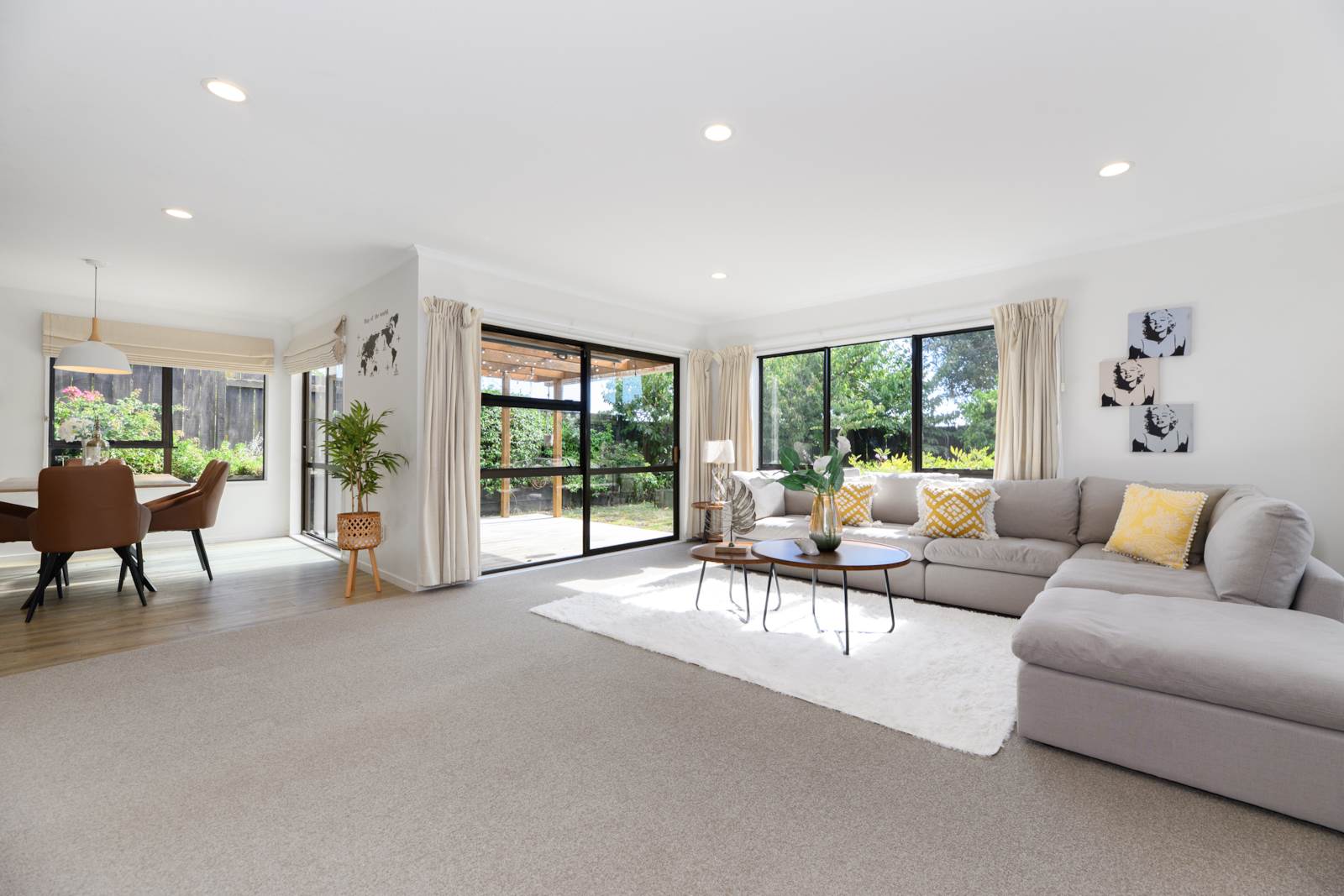 1/11 Javelin Place, West Harbour, Waitakere City, 3 Bedrooms, 1 Bathrooms, House