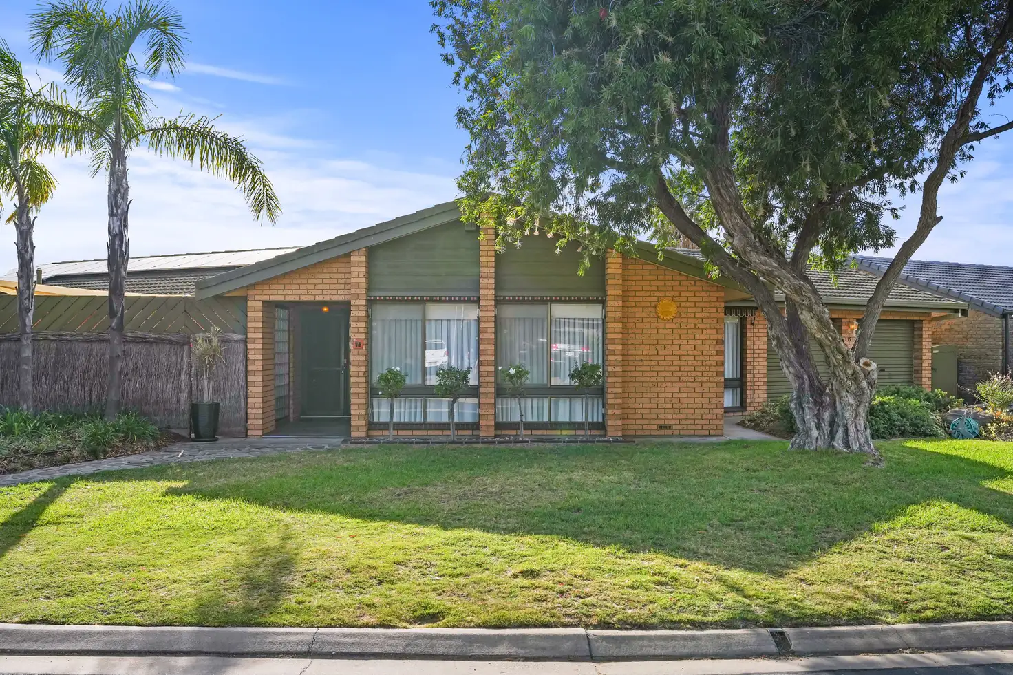 15 KEESING PL, West Lakes Shore, Western Adelaide, 0 कमरे, 0 बाथरूम, House