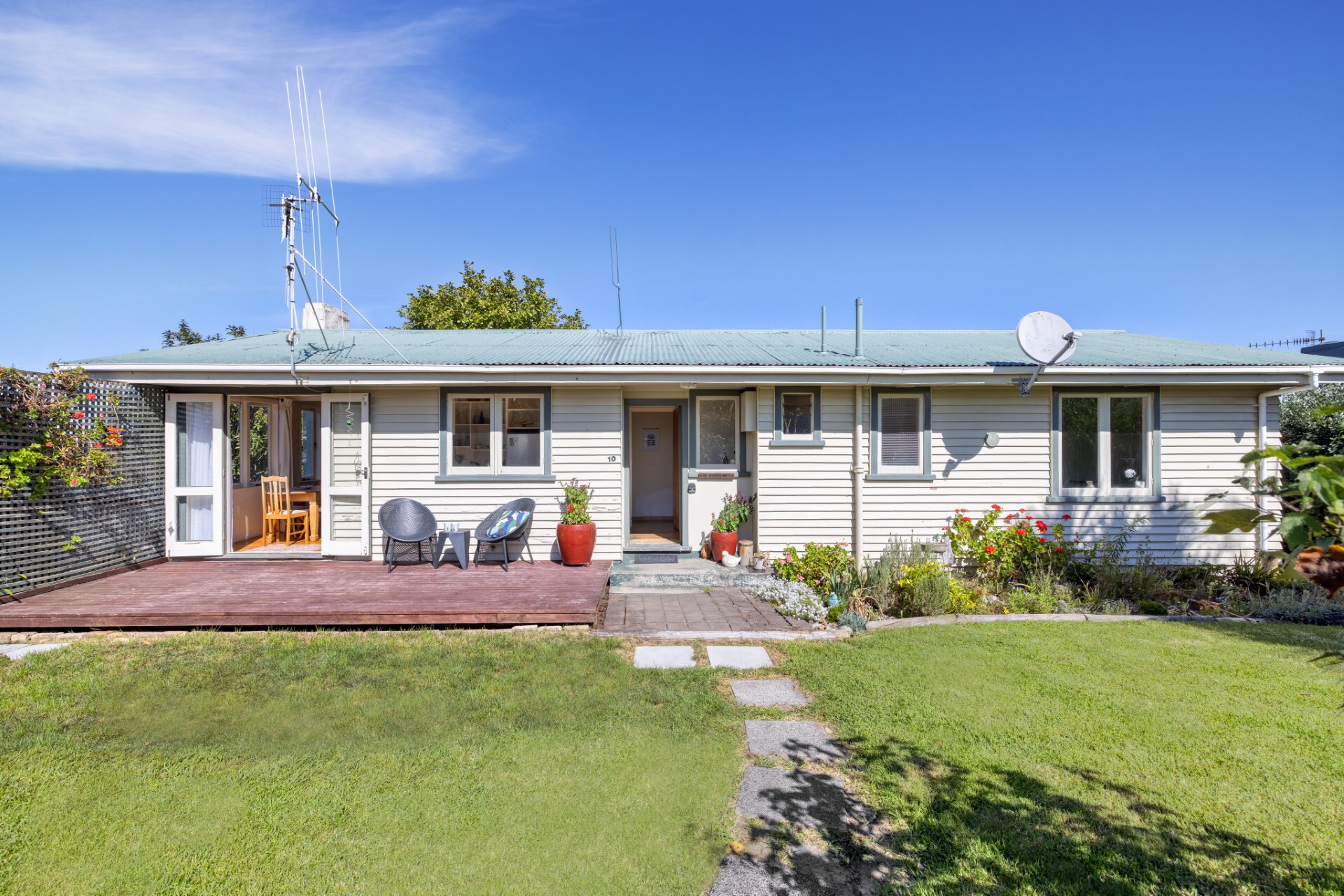 10 Kingswood Road, Brookfield