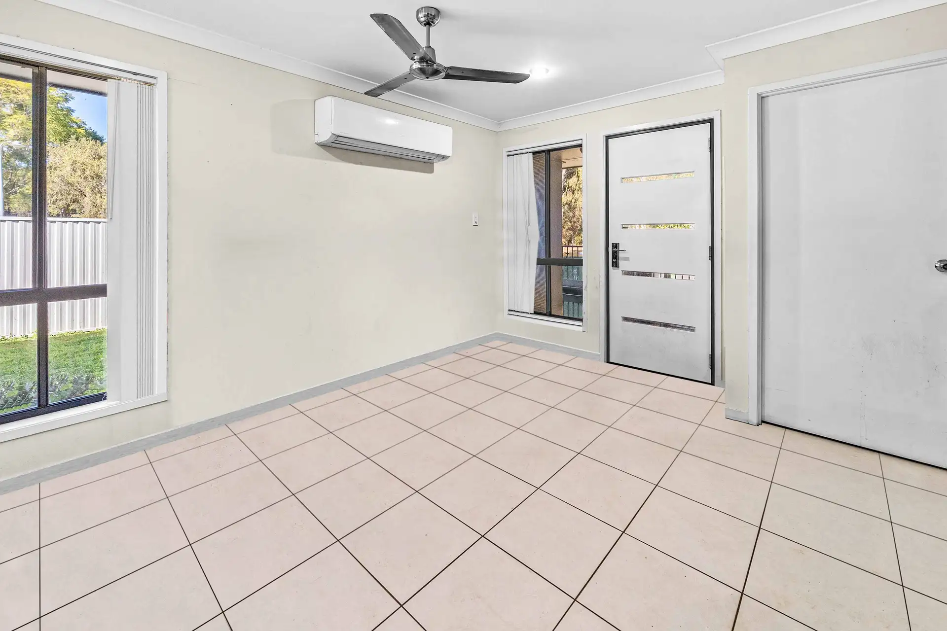 42 WALTER WILLIAMS CR, Redbank Plains, Ipswich - Greater Region, 0 chambres, 0 salles de bain, House