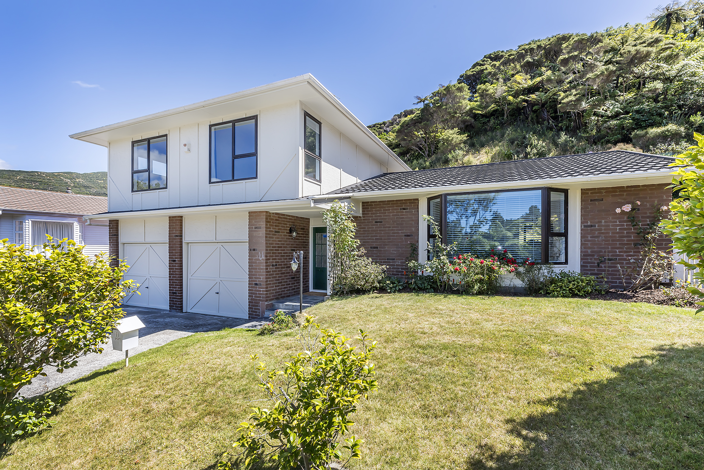 11 Thatcher Crescent, Crofton Downs