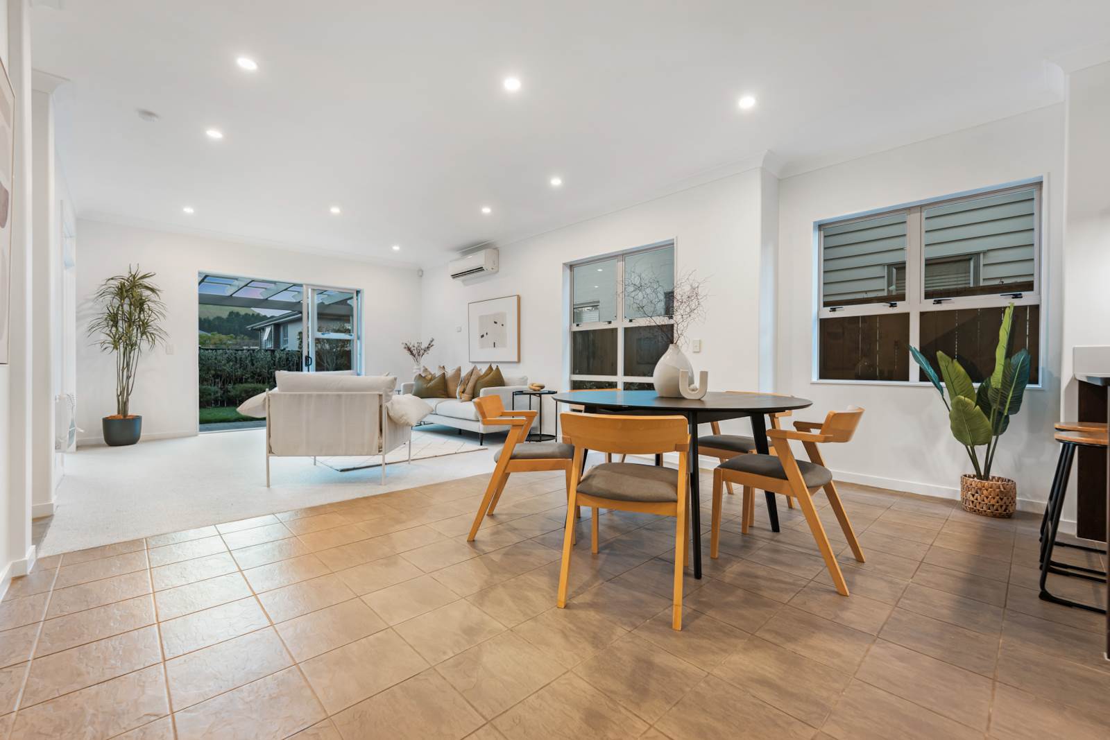 48 Garin Way, Stonefields, Auckland City, 4 રૂમ, 2 બાથરૂમ, House