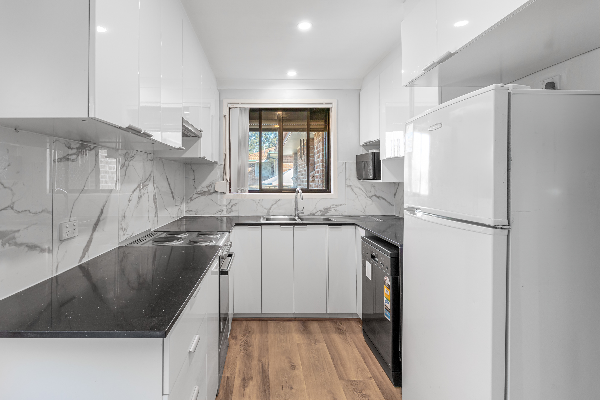FUCHSIA GARDENS UNIT 11 65 FUCHSIA CR, Macquarie Fields, Macarthur Region, 0 غرف, 0 حمامات, Unspecified
