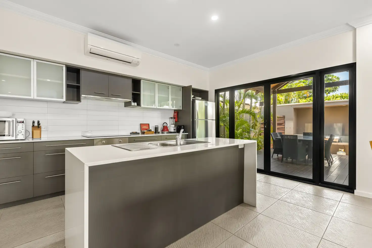14 MILLINGTON RD, Cable Beach, Outback (North), 0 habitaciones, 0 baños, Unit