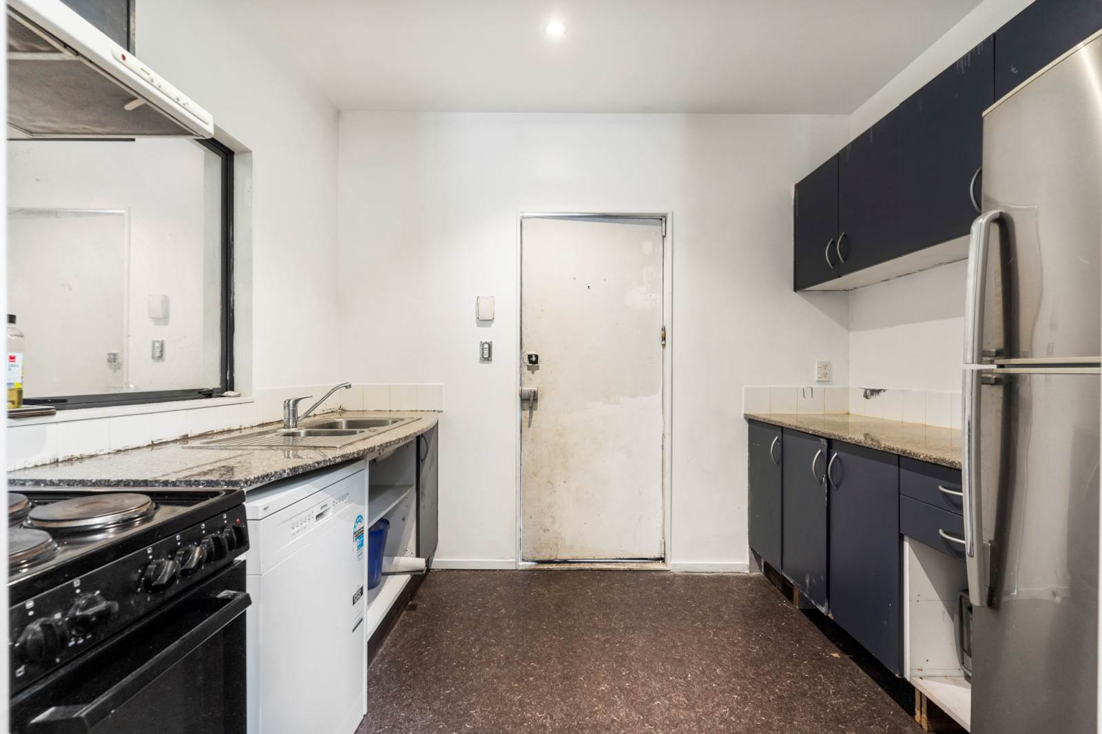 17 Sun Place, Henderson, Waitakere City, 3 Bedrooms, 1 Bathrooms, House