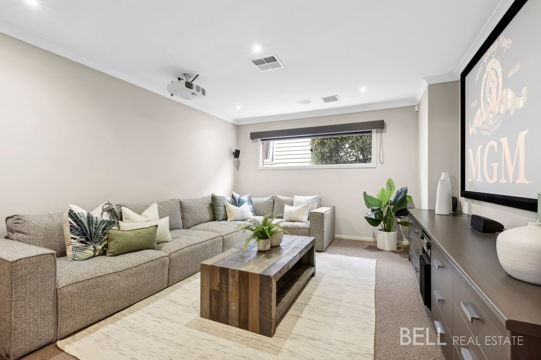 19A MYRTLE CR, Ferntree Gully, East Melbourne, 0 Kuwarto, 0 Banyo, House