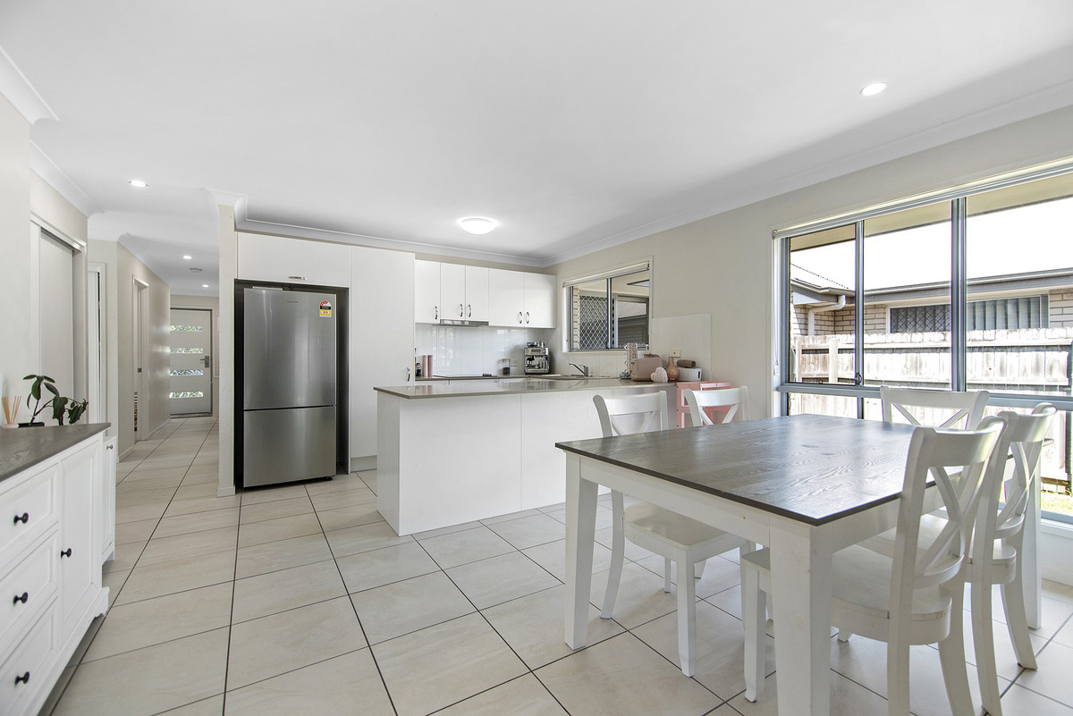 76 DIXON DR, PIMPAMA QLD 4209, 0 Bedrooms, 0 Bathrooms, House