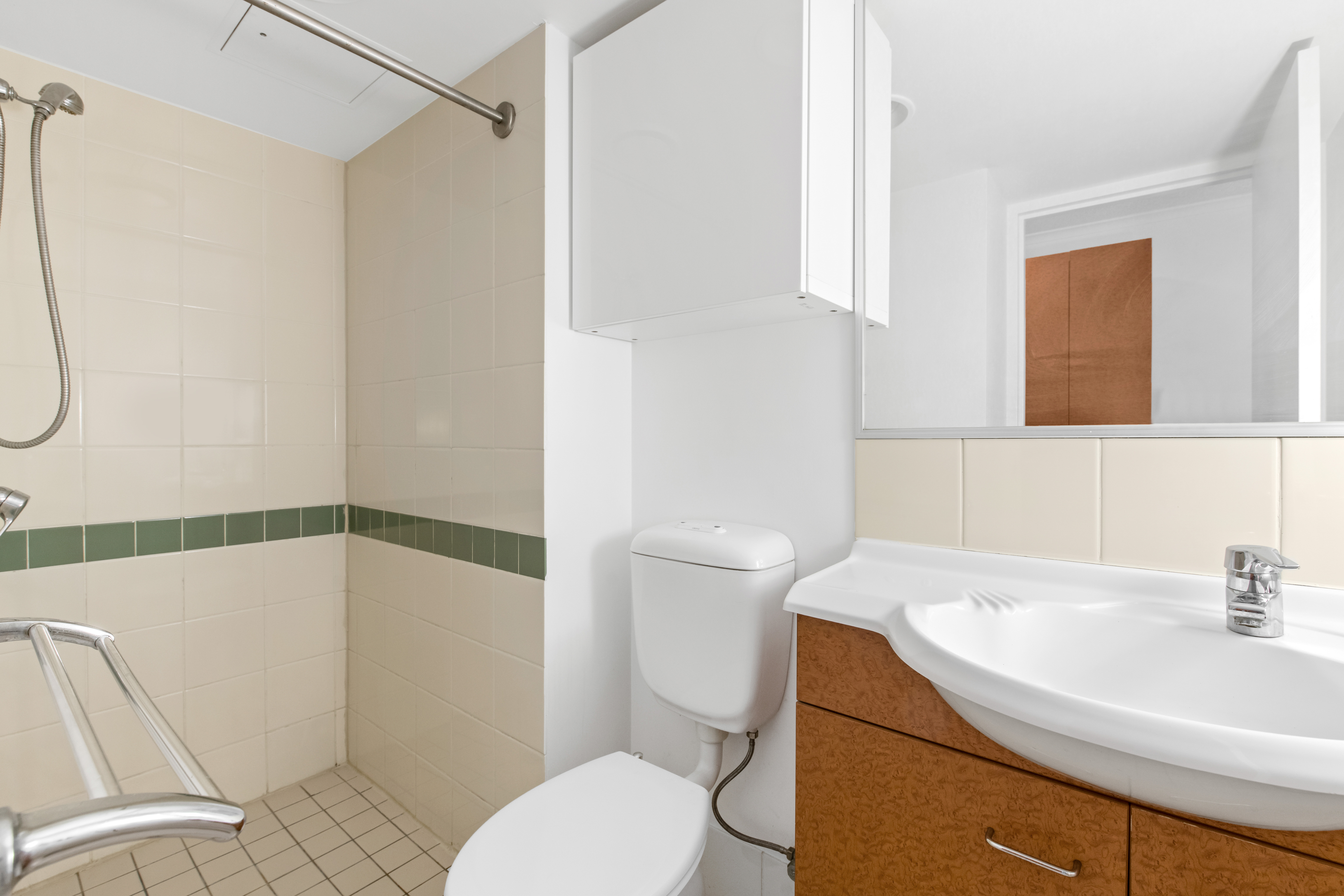 SHAFSTON UNIVERSITY MANSIONS 188 SHAFSTON AV, Kangaroo Point, Brisbane - Eastern Region, 0 Bedrooms, 0 Bathrooms, Studio