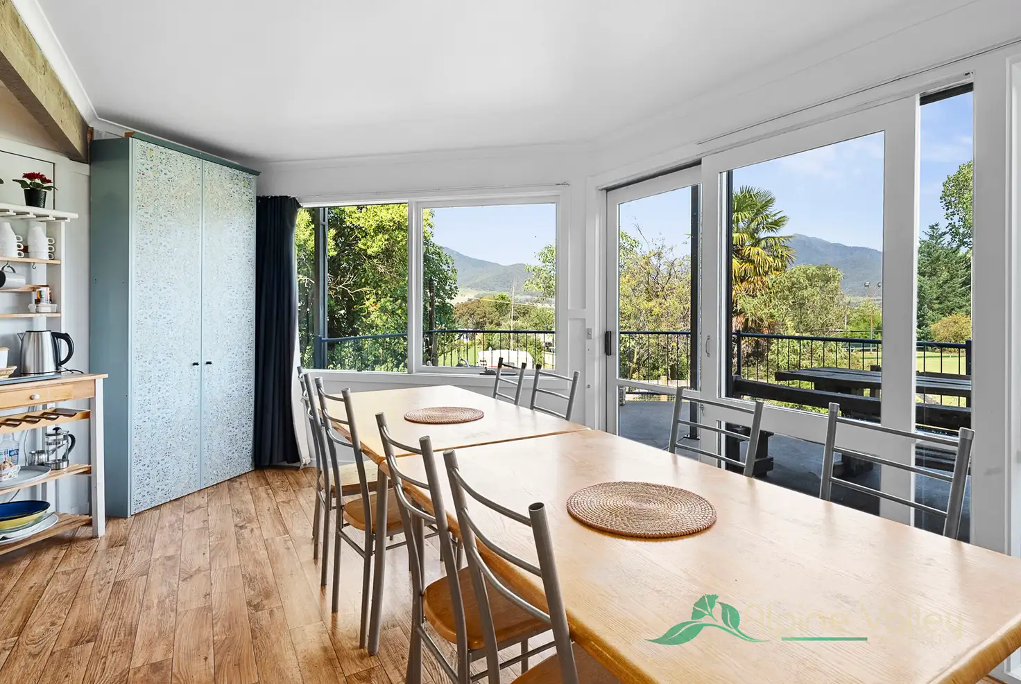 TUDOR ROSE HOMESTAY 11 HORES LANE, Tawonga, Wangaratta, 0 침실, 0 욕실, House