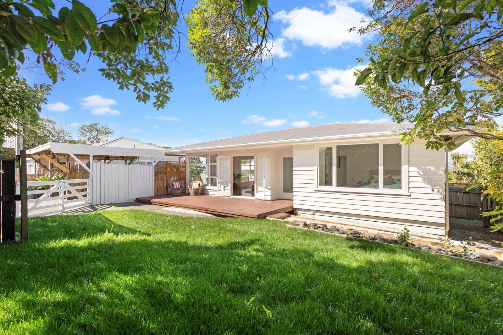 2/14 Mona Vale, West Harbour