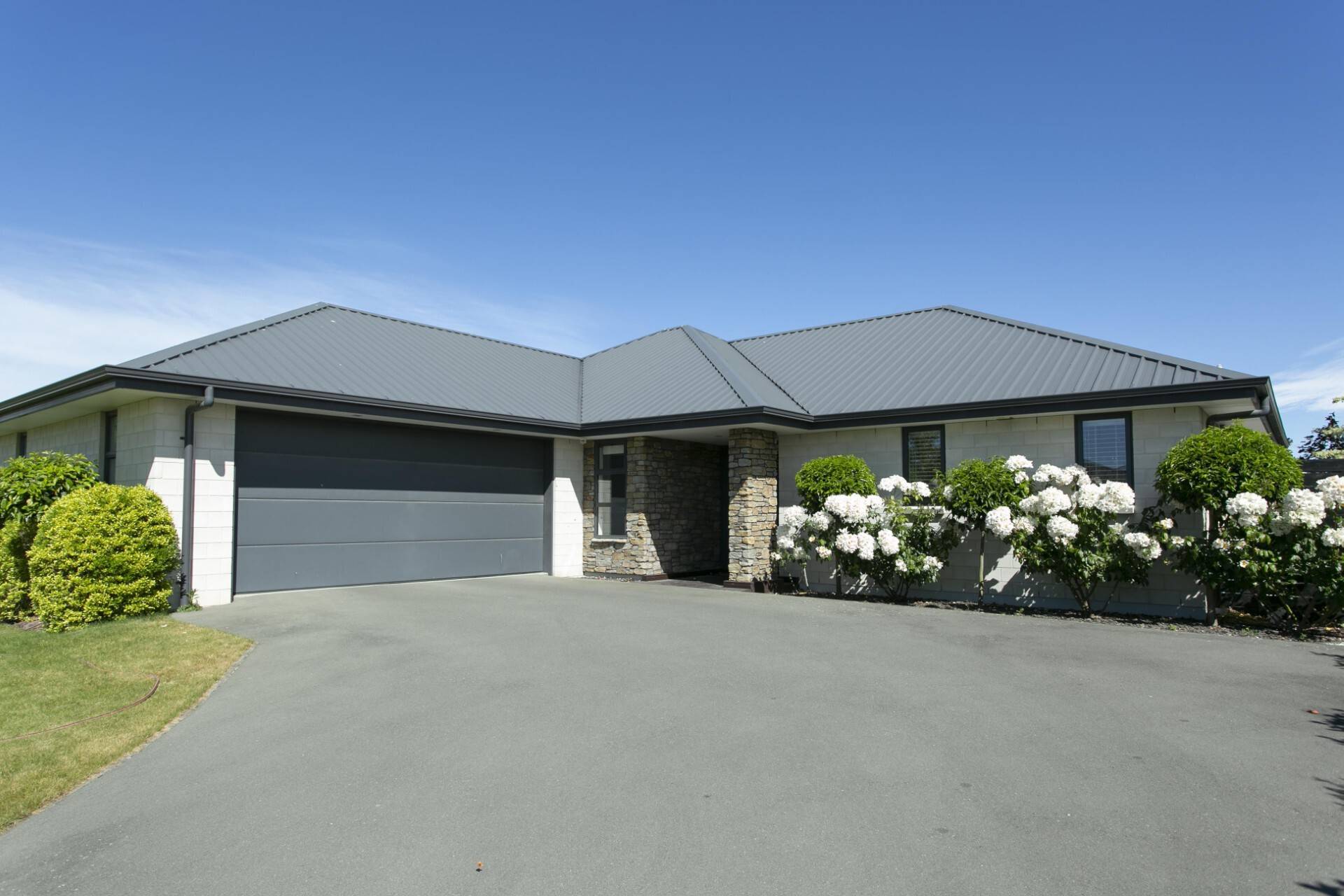 48 Charlesworth Drive, Allenton
