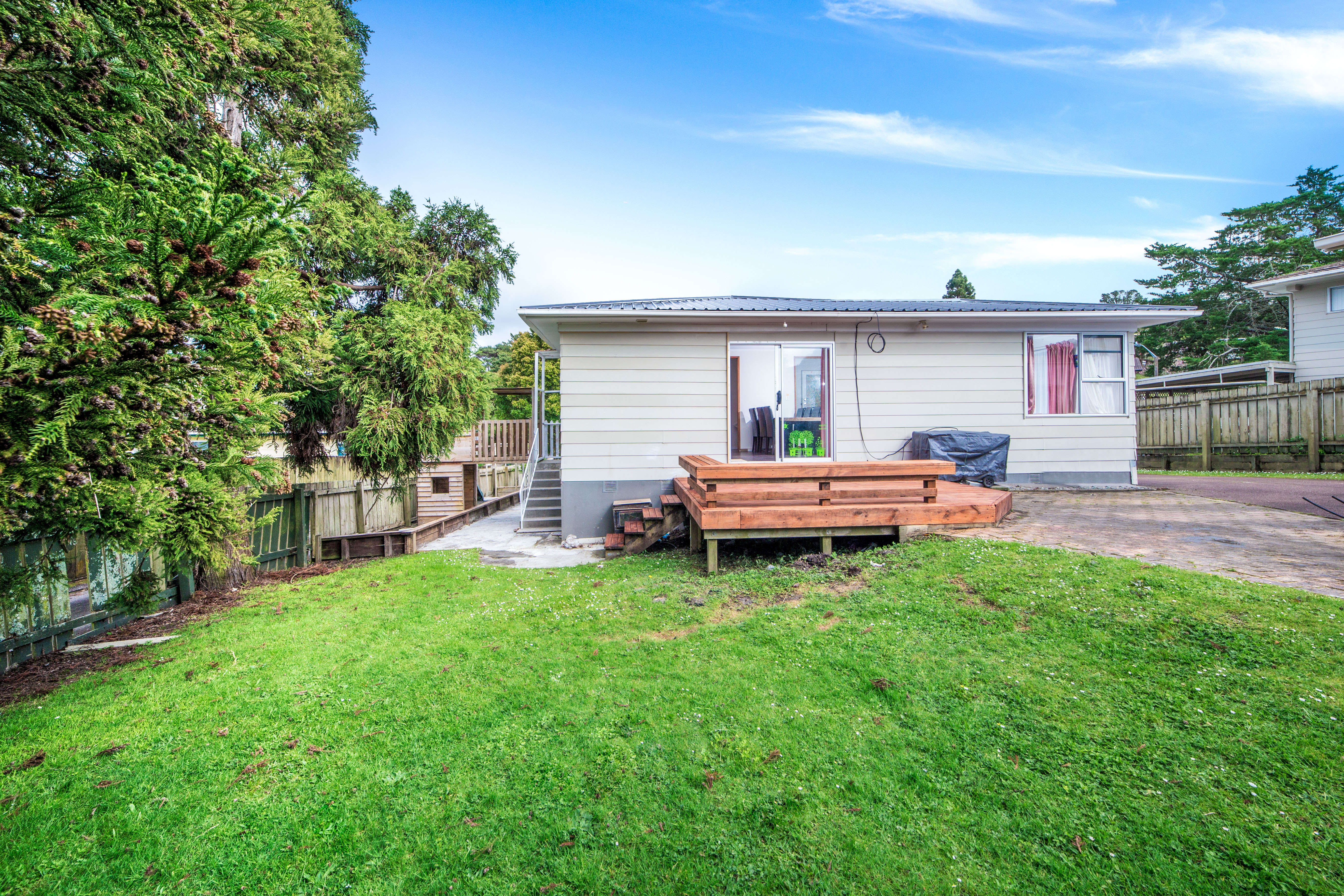 29 Clyma Place, Massey, Waitakere City, 3 Bedrooms, 5 Bathrooms