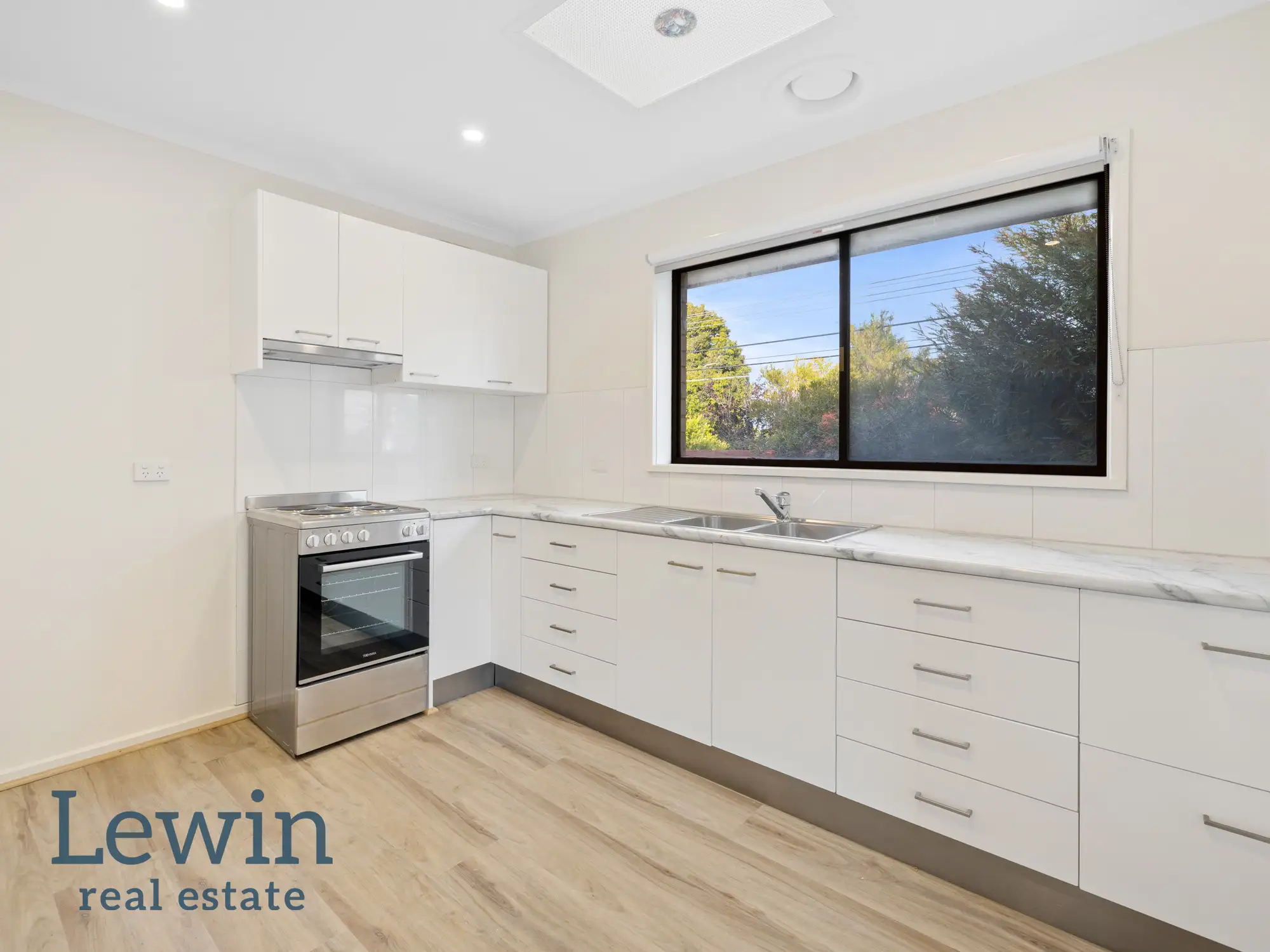UNIT 10 287 WARRIGAL RD, Cheltenham, Bayside, 0房, 0浴, Unit