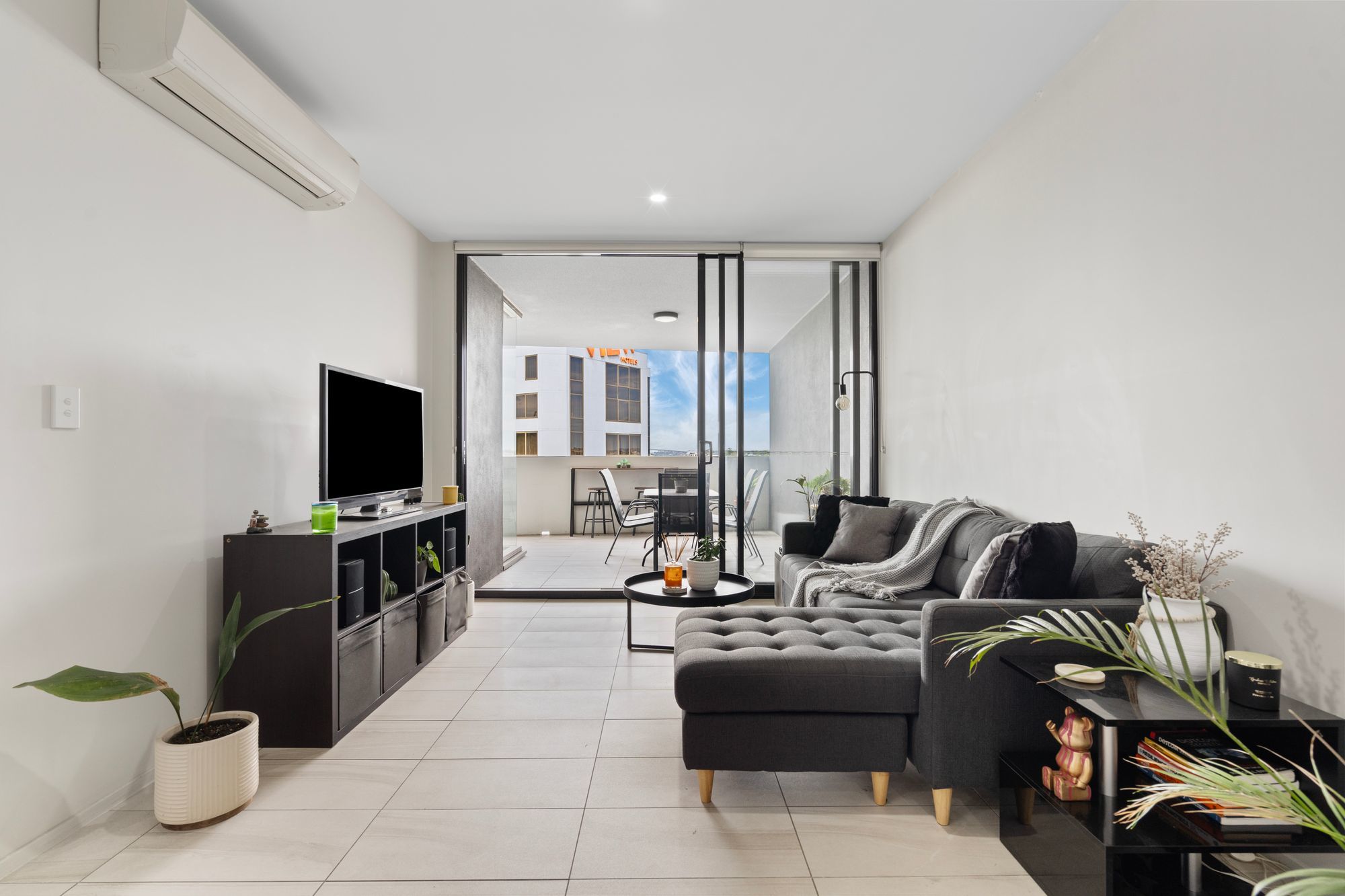 UNIT 604 8 HUNT ST, Hamilton, Brisbane - Northern Region , 0 कमरे, 0 बाथरूम, Unit