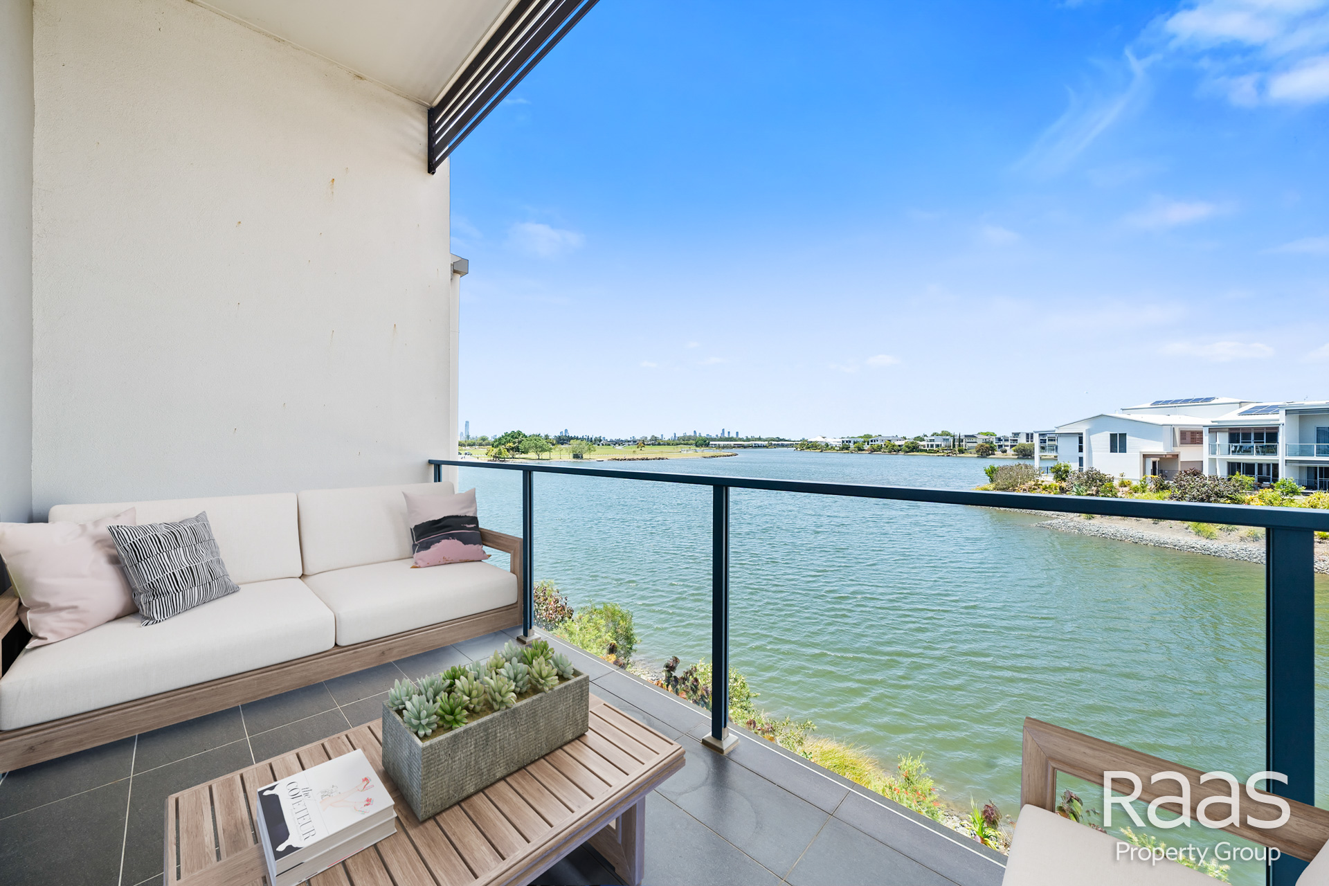EMERALD LAKES QUAY NORTH UNIT 24 3028 THE BOULEVARD, Carrara, Gold Coast, 0 rūma, 0 rūma horoi, Townhouse