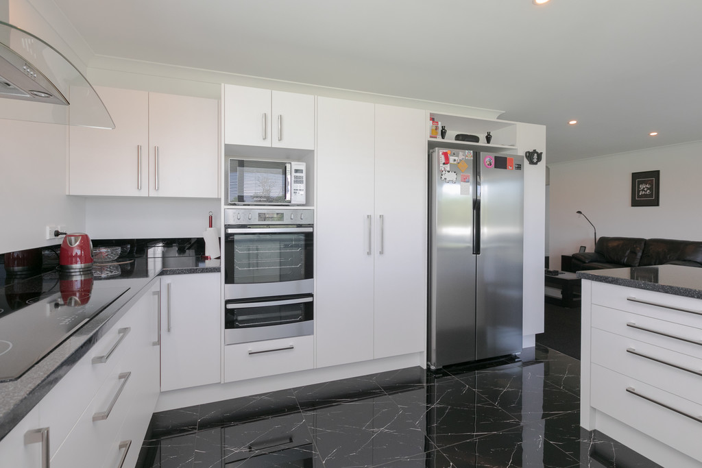 8 Quail Avenue, Feilding, Manawatu, 3 ਕਮਰੇ, 2 ਬਾਥਰੂਮ