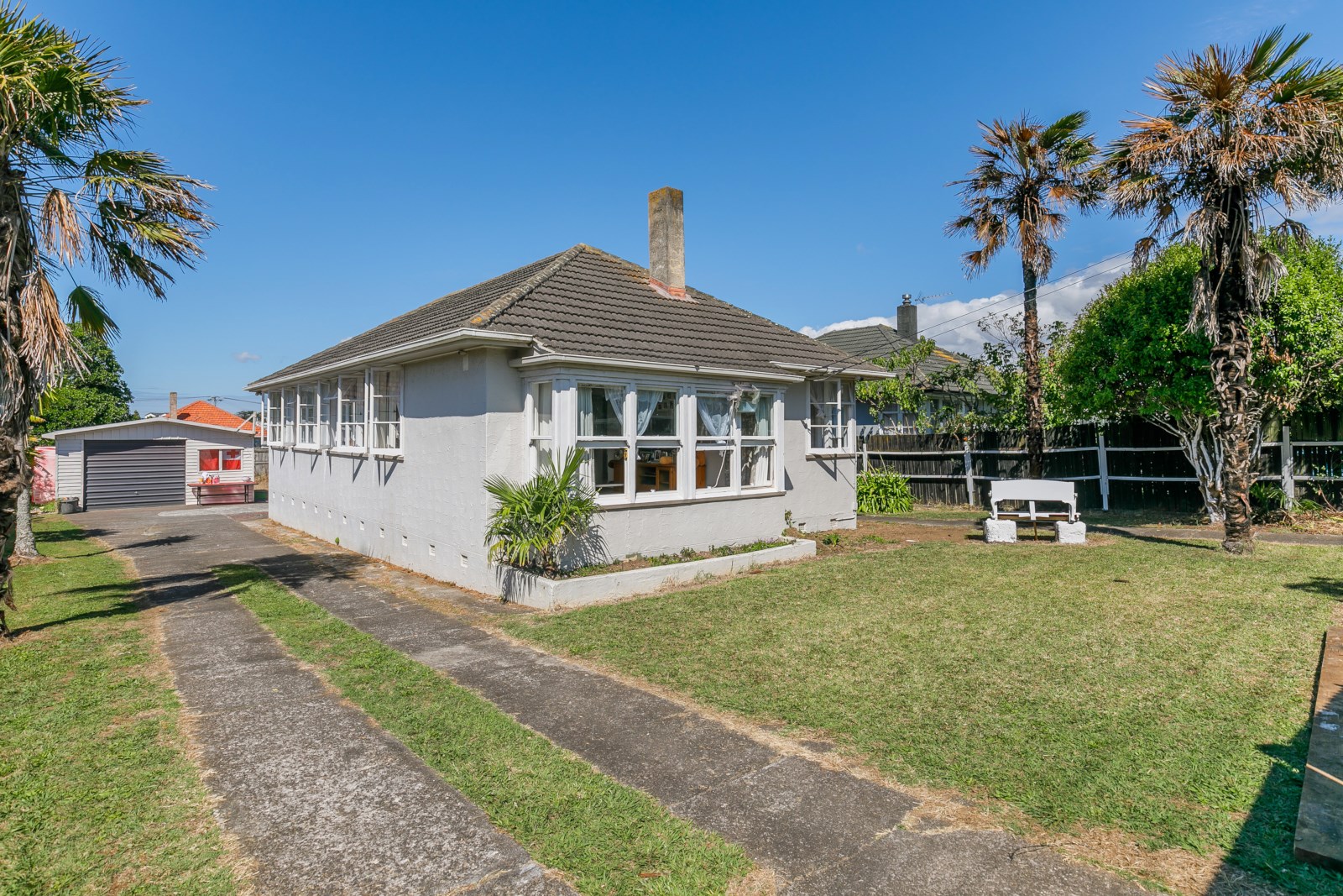 12 Chiltern Crescent, Glen Innes, Auckland City, 3 Bedrooms, 5 Bathrooms