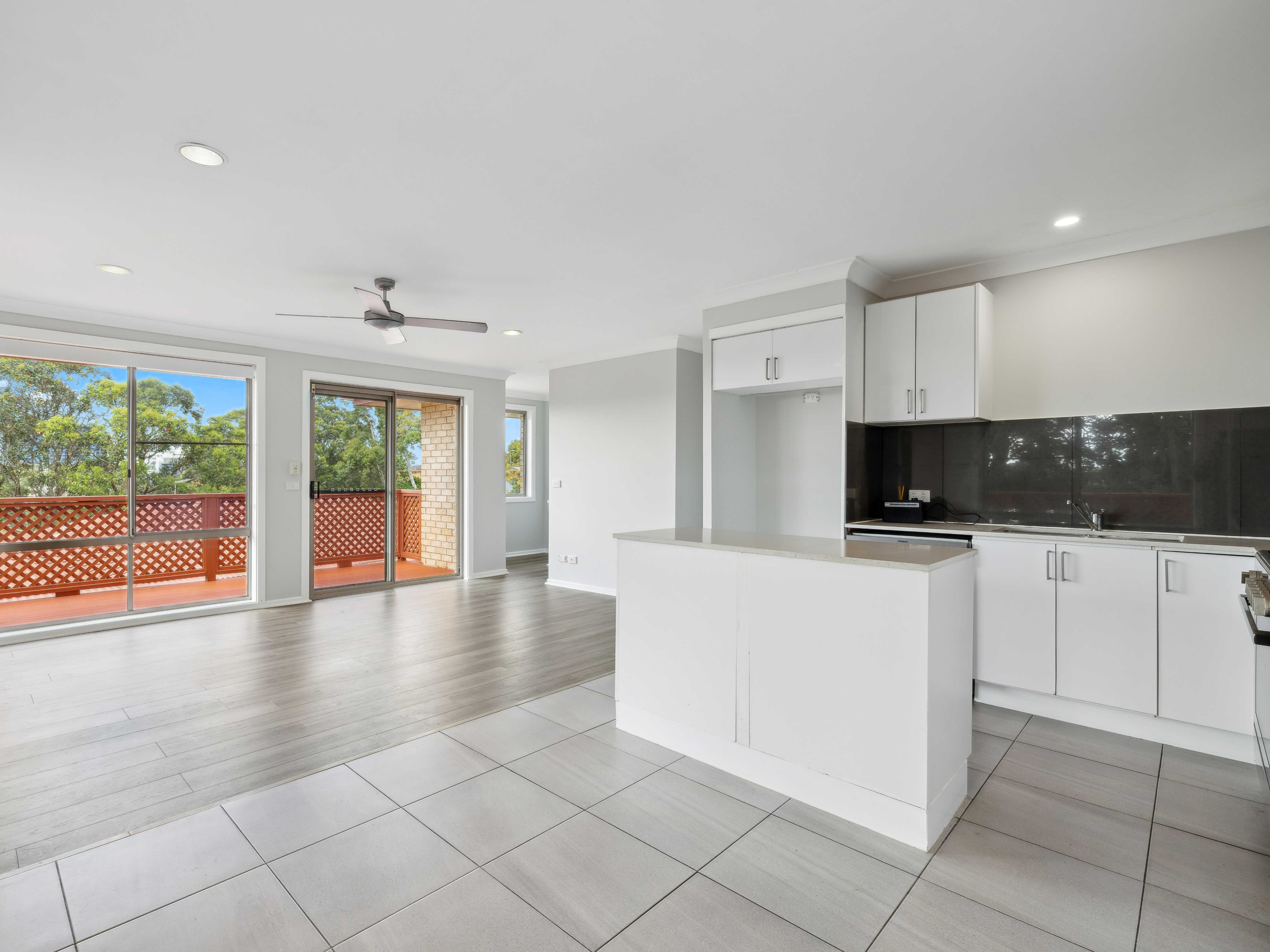 UNIT 3 15 BRUNSWICK AV, Coffs Harbour, North Coast, 0 Kuwarto, 0 Banyo, Townhouse