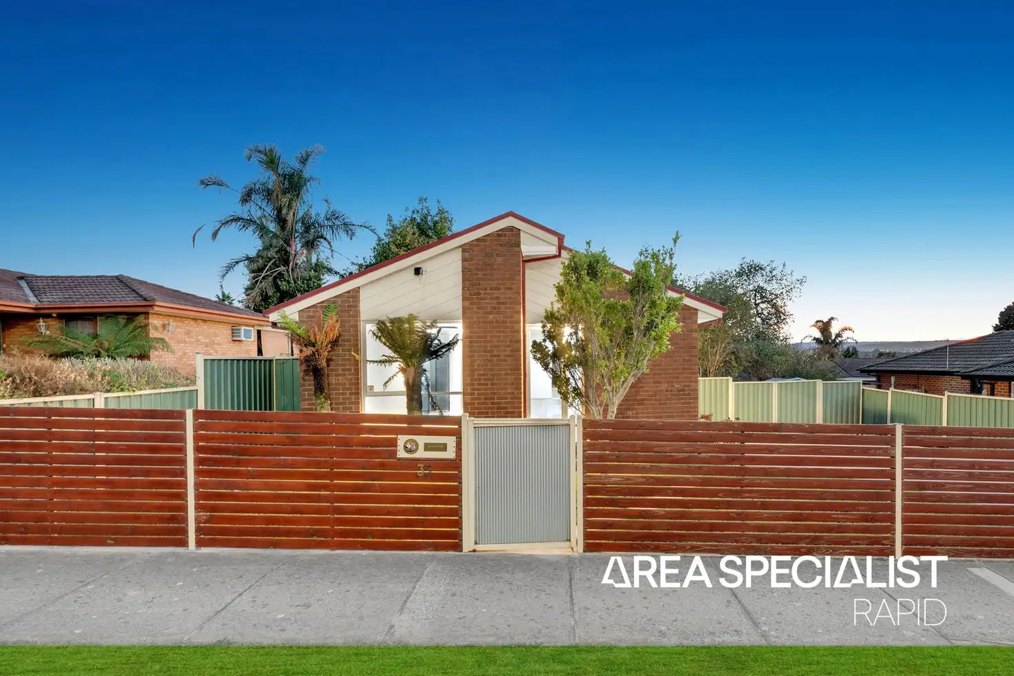 35 HUNTINGTON DR, Hampton Park, South East Melbourne, 0 Kuwarto, 0 Banyo, House