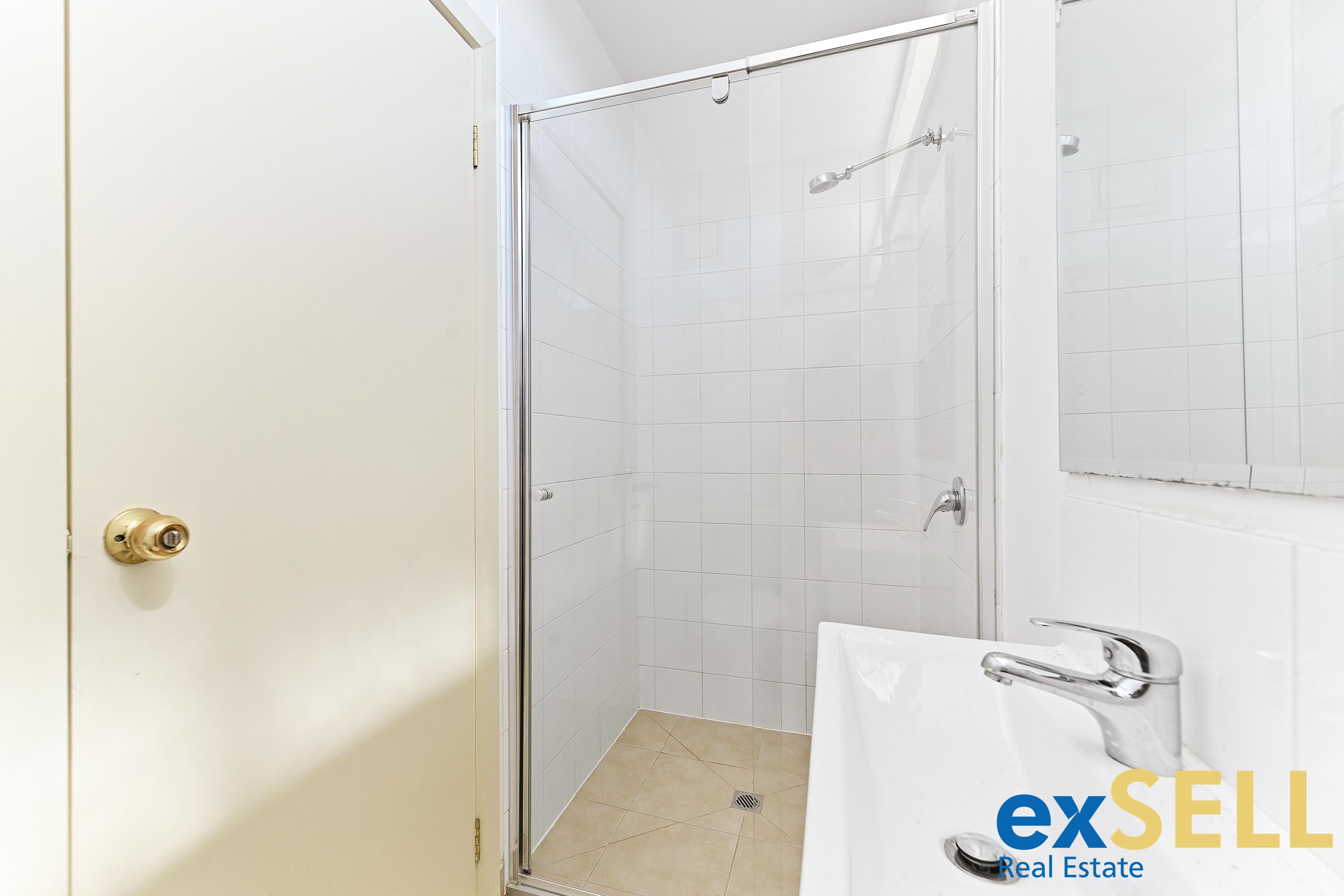 UNIT 2 19 HEMMINGS ST, Dandenong, South East Melbourne, 0房, 0浴, House