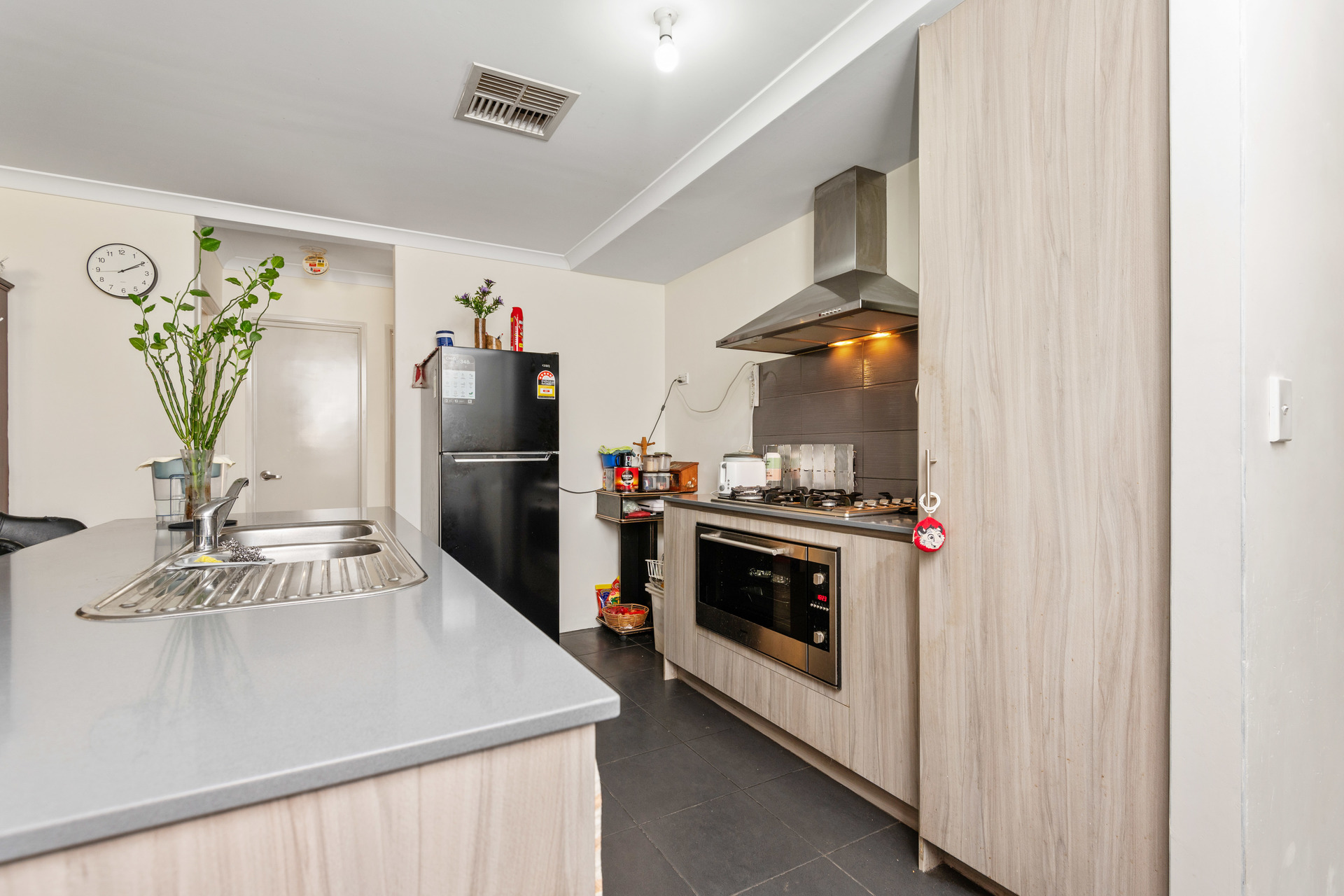 UNIT 1 105 BLANCHE ST, Gosnells, South East Perth, 0 कमरे, 0 बाथरूम, House