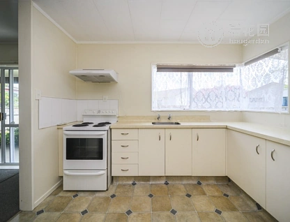 82 Geraldine Crescent, Cloverlea, Palmerston North, 2 Kuwarto, 1 Banyo