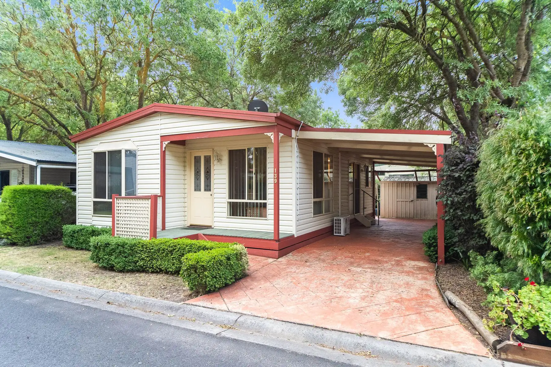 MORNINGTON GDNS HOL VLGE UNIT 139 98 BUNGOWER RD, Mornington, Mornington Peninsula, 0 ห้องนอน, 0 ห้องน้ำ, Lifestyle Property
