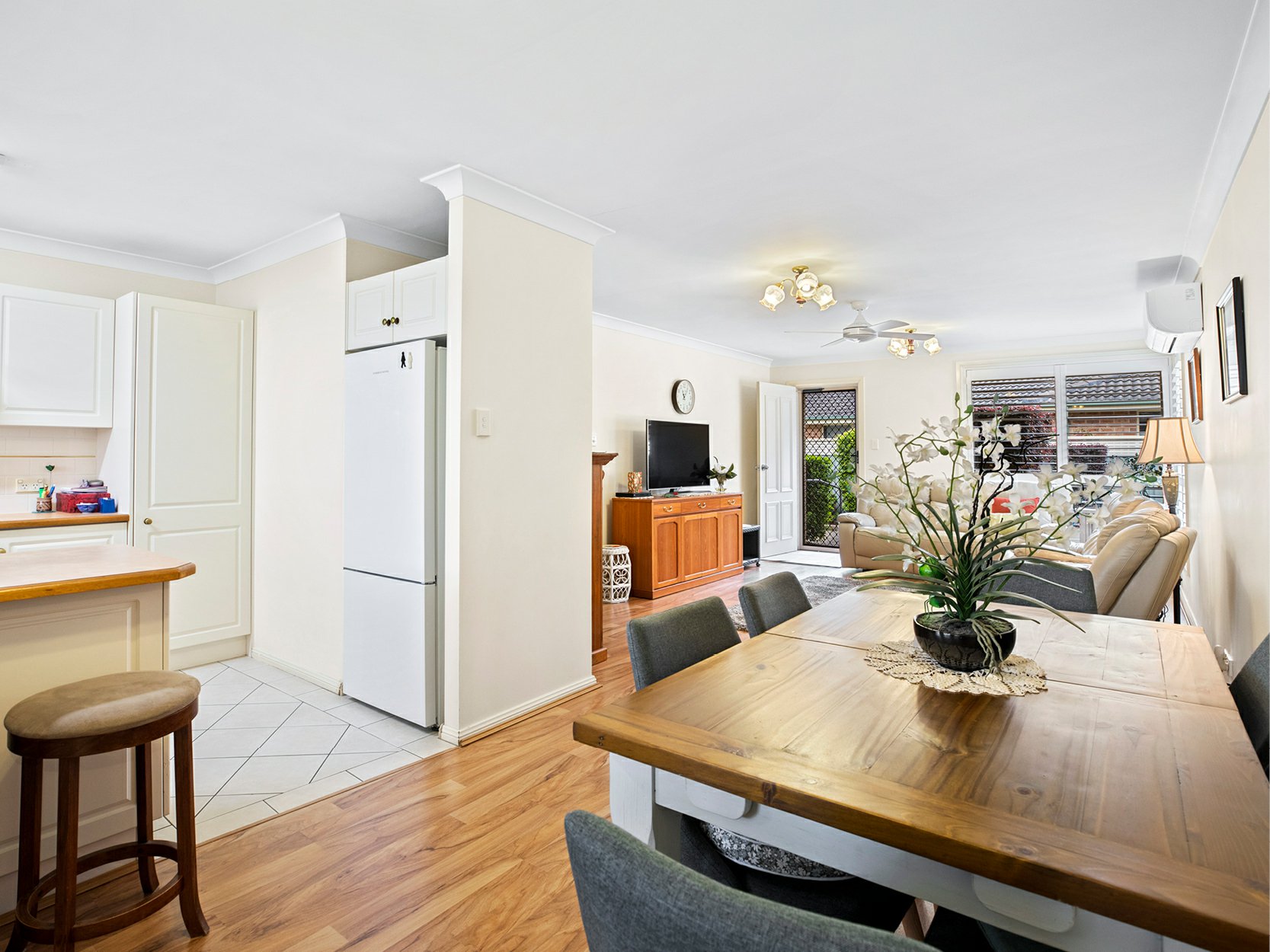 UNIT 3 13 MARTIN ST, Warners Bay, Newcastle, 0 غرف, 0 حمامات, House