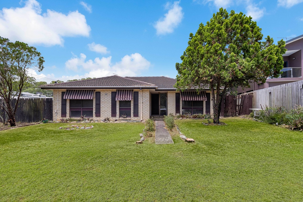 22 TABILBAN ST, BURLEIGH HEADS QLD 4220, 0 Bedrooms, 0 Bathrooms, House