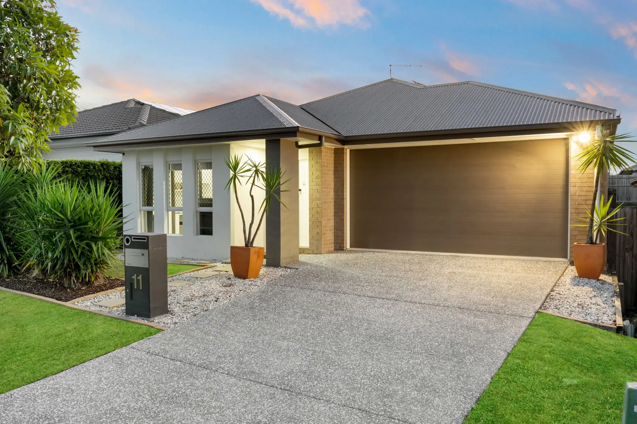 11 MOUNT COOROORA ST, PARK RIDGE QLD 4125, 0 habitaciones, 0 baños, House
