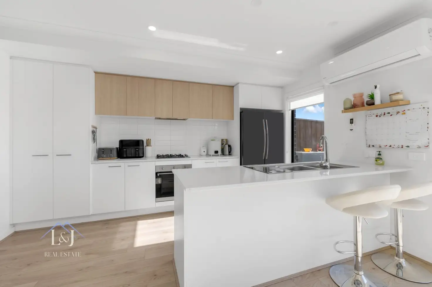 10 ALLUSIVE WALK, Narre Warren, South East Melbourne, 0 غرف, 0 حمامات, House