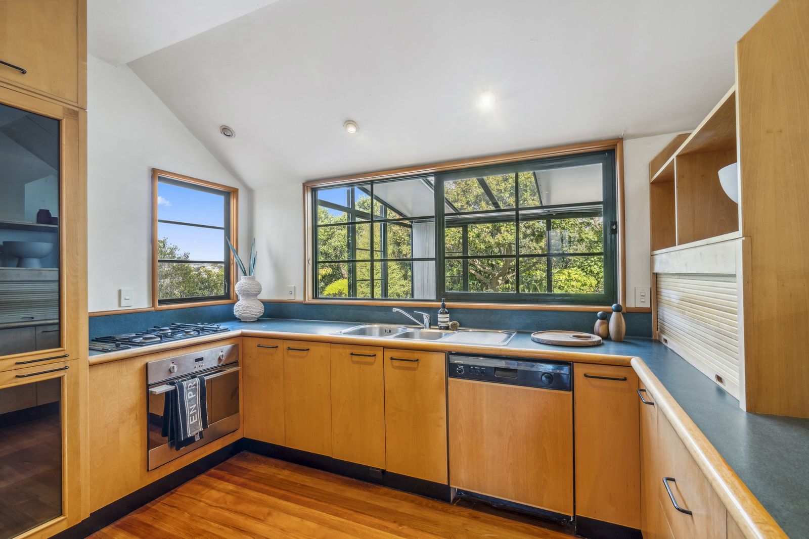 12b Treasure Grove, Hataitai, Wellington, 4房, 0浴, Townhouse