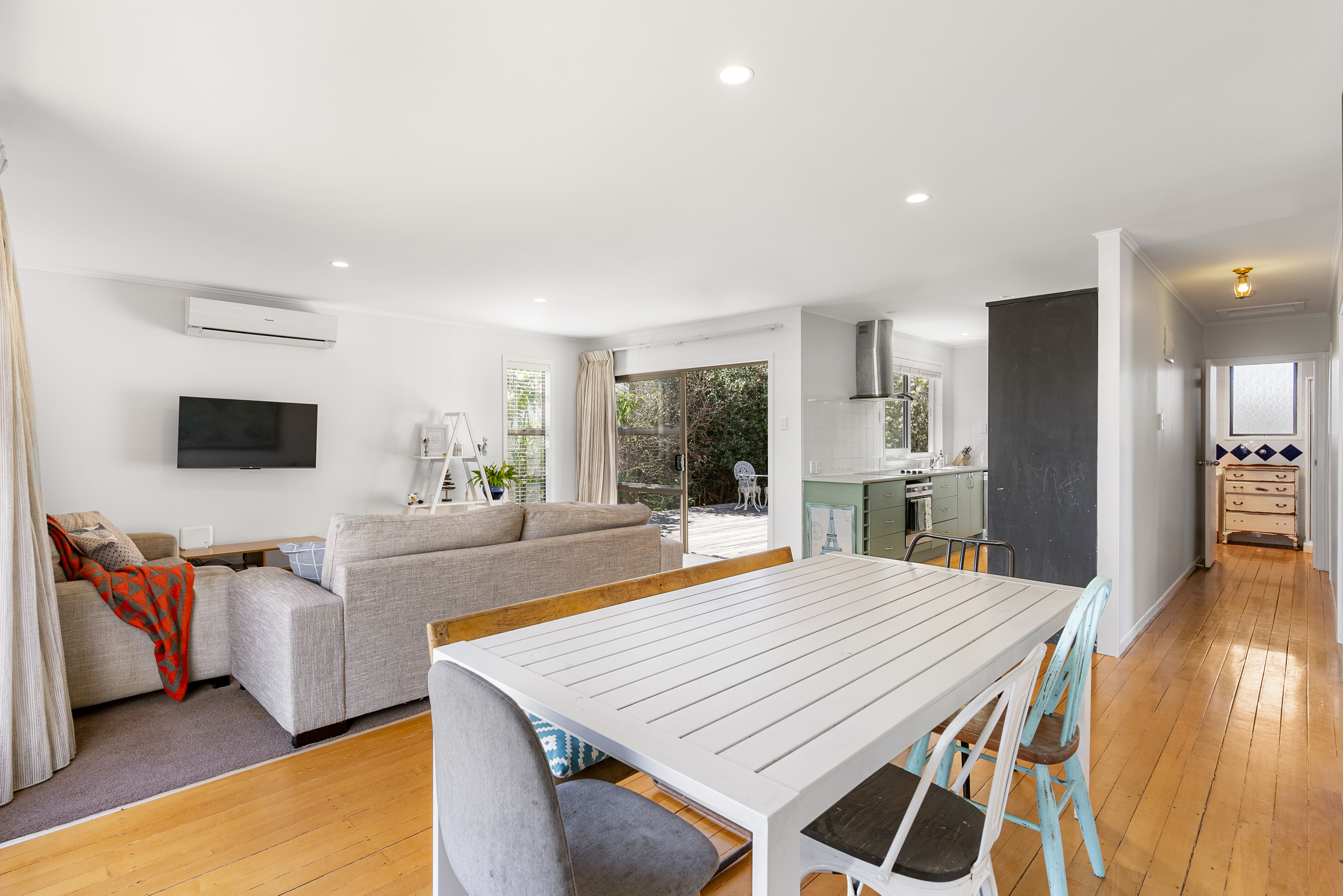 22a Kirrie Avenue, Te Atatu South, Waitakere City, 3 침실, 1 욕실, House