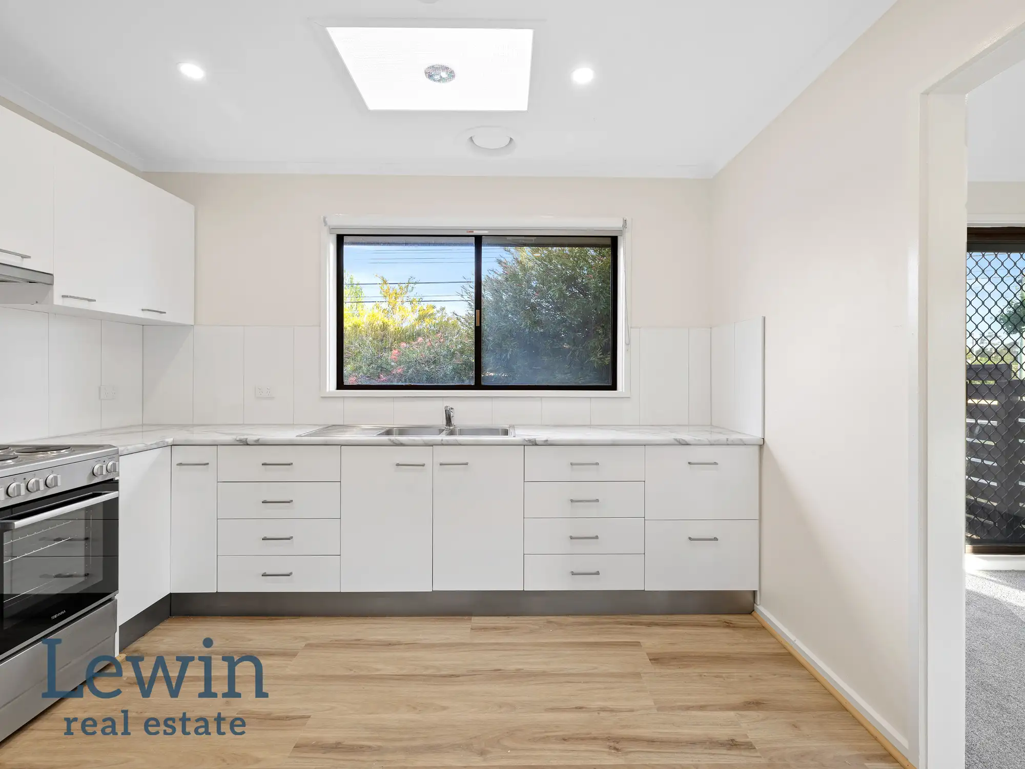 UNIT 10 287 WARRIGAL RD, Cheltenham, Bayside, 0房, 0浴, Unit