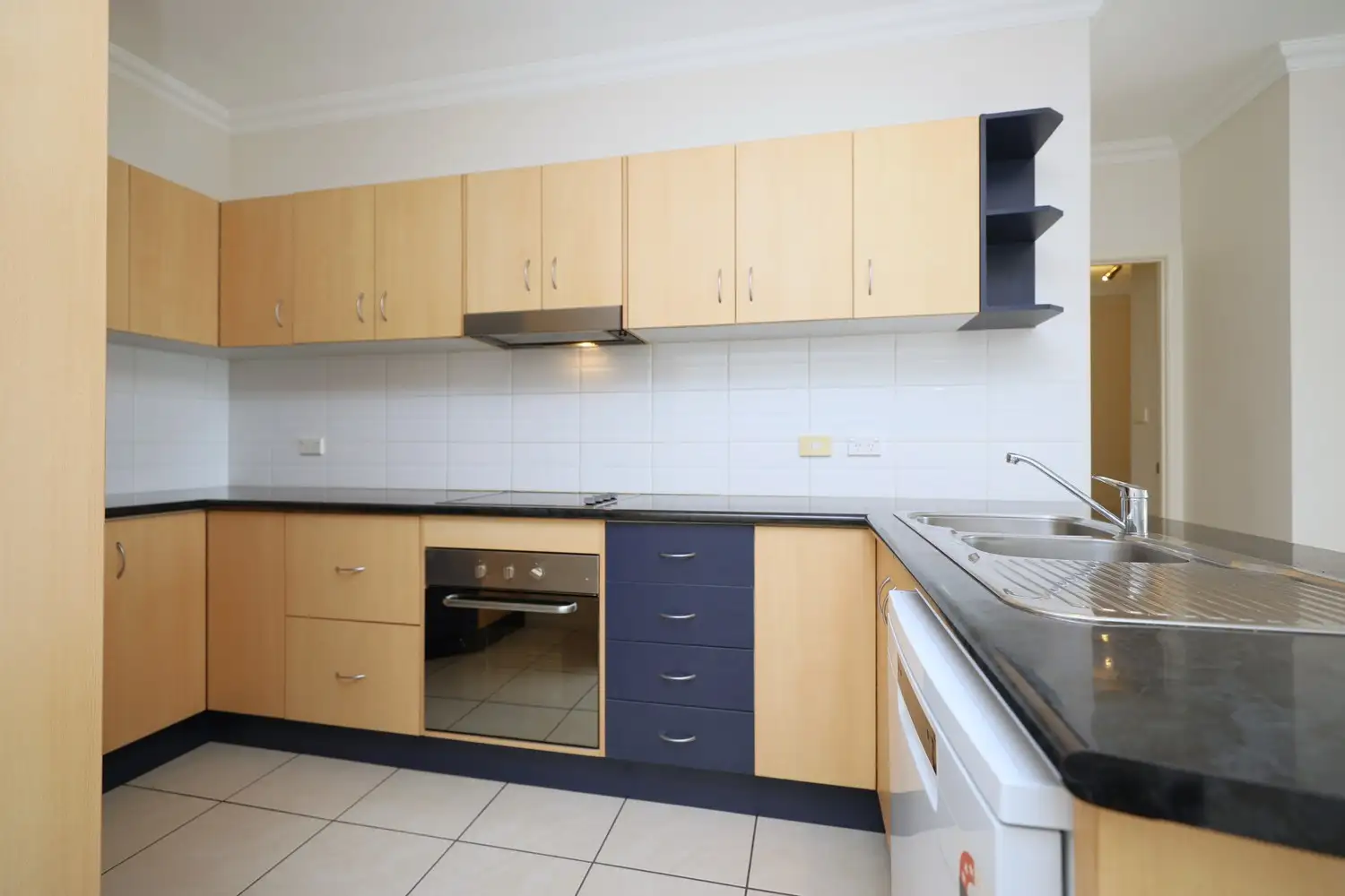 CASA BOHEMIA UNIT 4 19-21 PEMBROKE ST, Parramatta Park, Cairns, 0房, 0浴, Unit