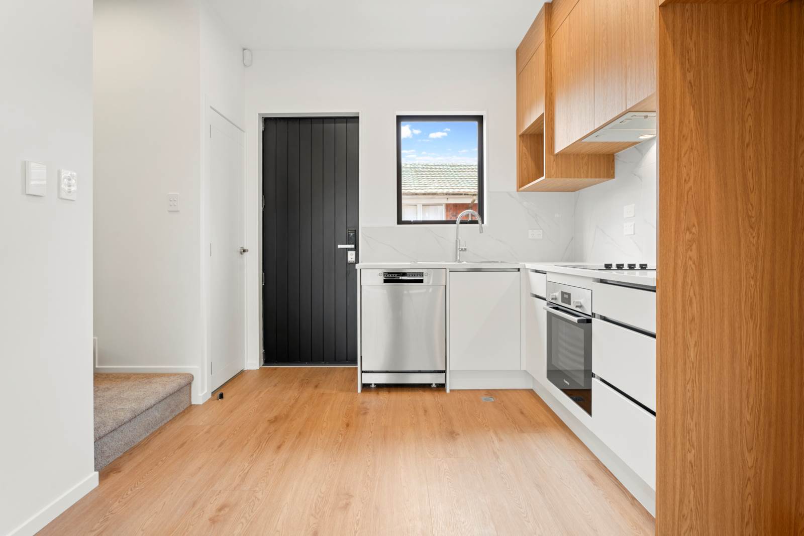 19e Ellesmere Crescent, Pakuranga Heights, Manukau City, 2房, 1浴, Townhouse