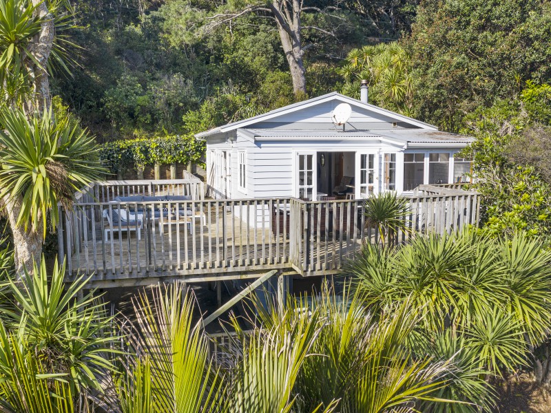 78 Domain Crescent, Muriwai, Rodney, 3 rūma, 1 rūma horoi