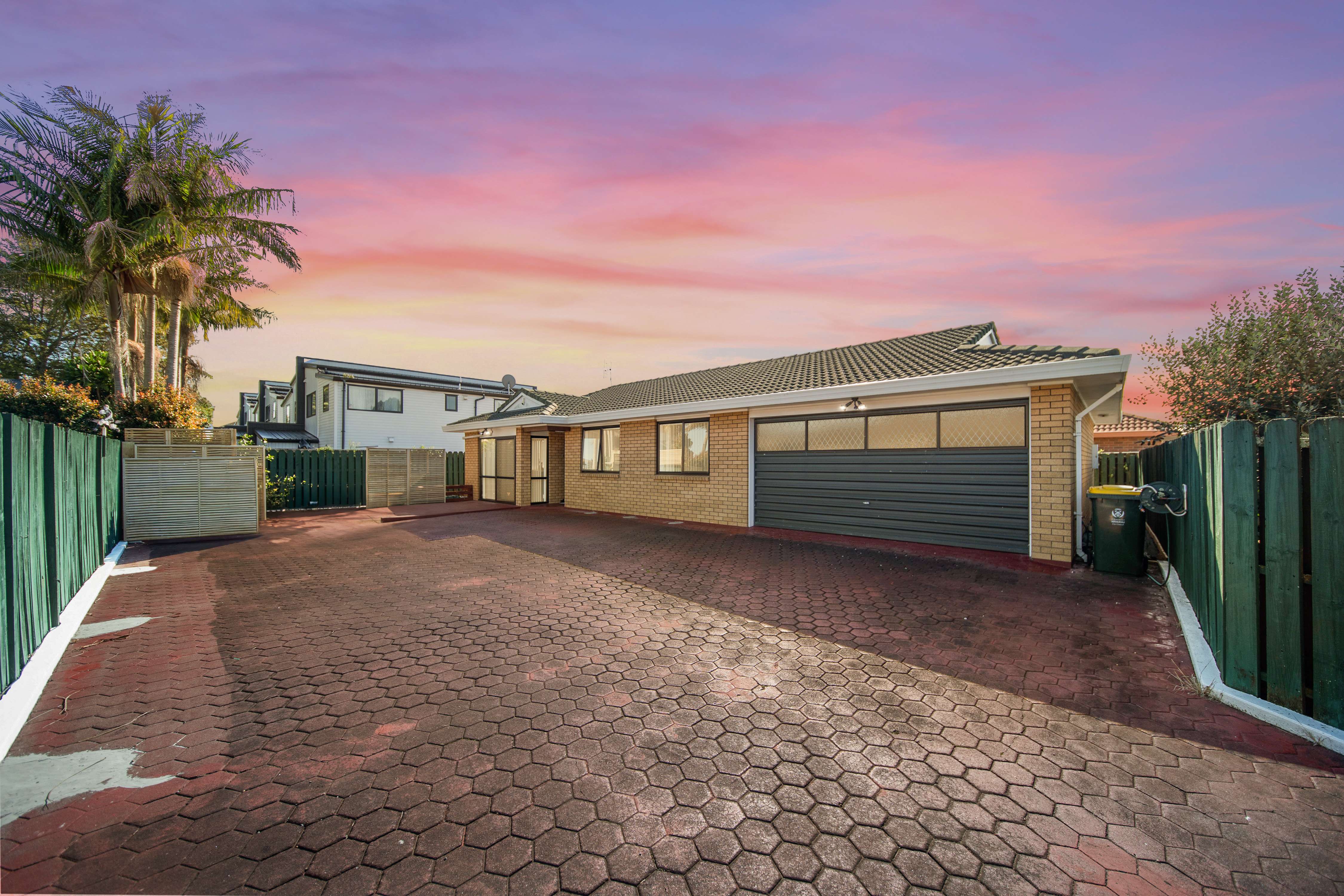 2/23 Watson Place, Papatoetoe, Manukau City, 3部屋, 2バスルーム, House