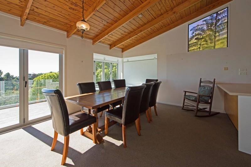 83 Queens Drive, Oneroa, Waiheke Island, 4 ਕਮਰੇ, 0 ਬਾਥਰੂਮ