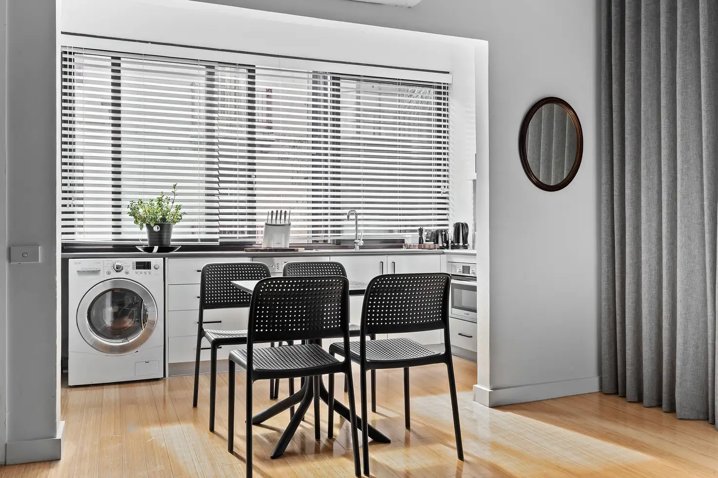 UNIT 25 18 SPRINGFIELD AV, Potts Point, Sydney CBD, 0 침실, 0 욕실, Studio