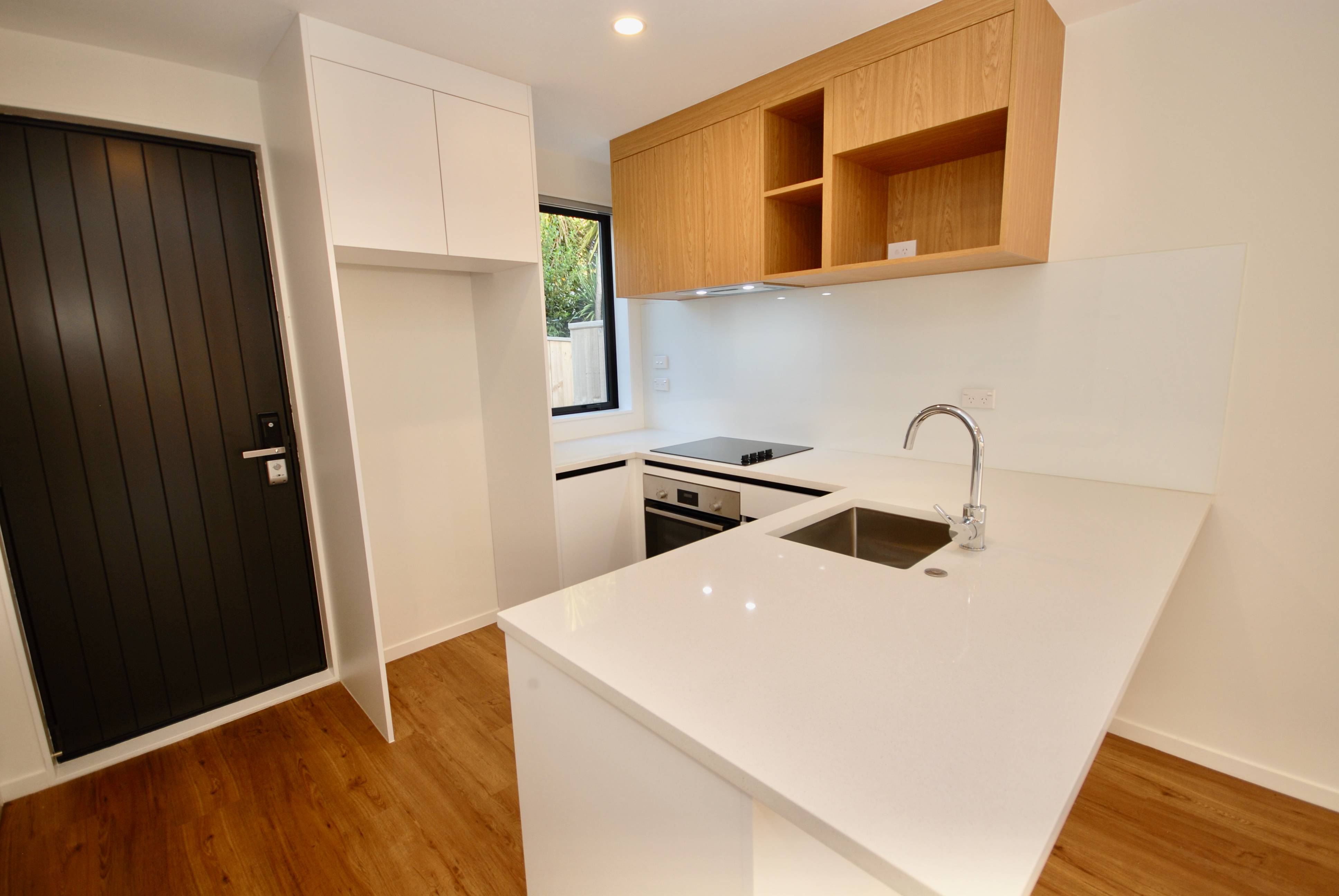 4/24 Seaview Road, Glenfield, North Shore City, 2 कमरे, 1 बाथरूम, Townhouse
