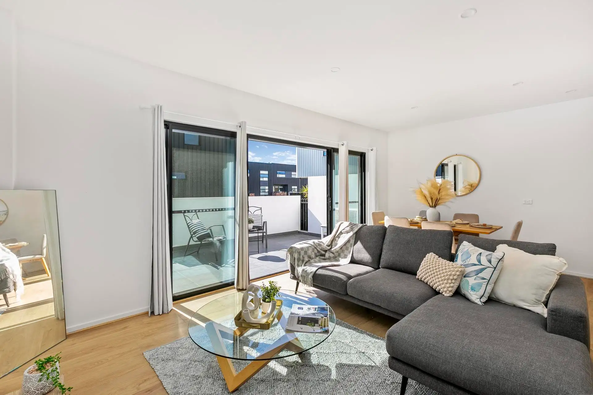 19A ROSALA AV, Altona North, South West Melbourne, 0 Kuwarto, 0 Banyo, Townhouse