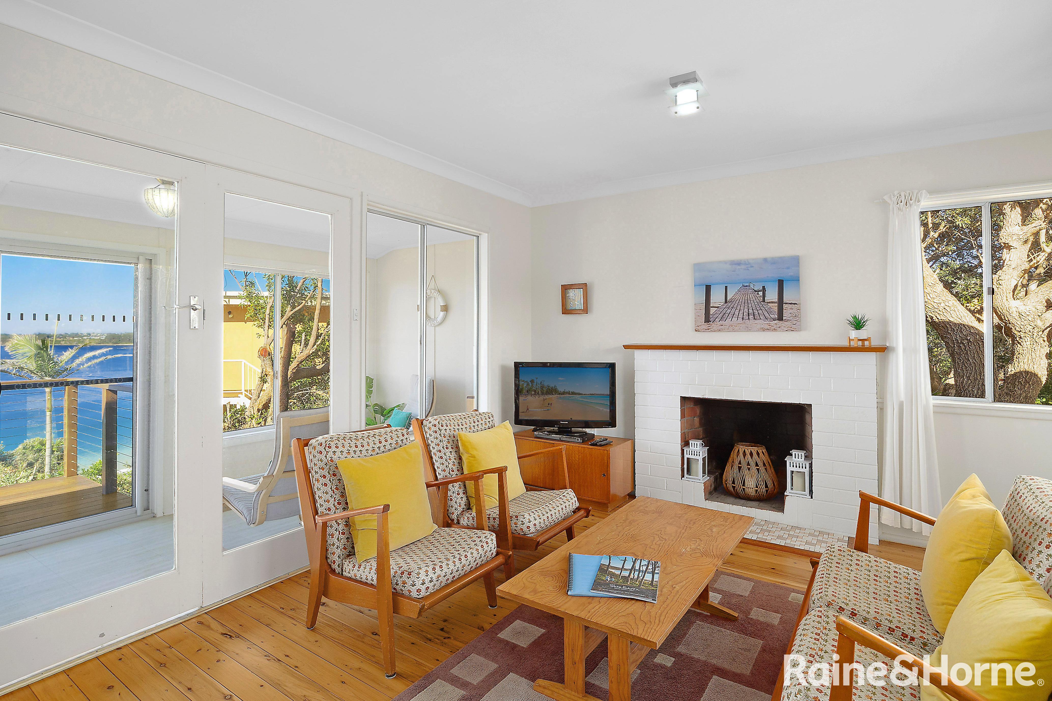 166 MITCHELL PDE, MOLLYMOOK BEACH NSW 2539, 0 Bedrooms, 0 Bathrooms, House