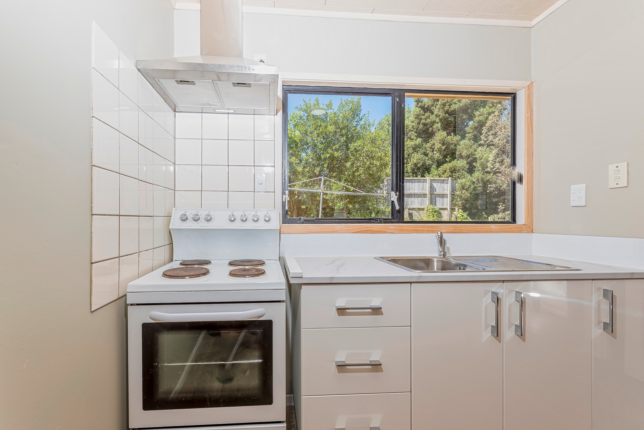 6 Holmes Drive, Massey, Waitakere City, 3 Kuwarto, 1 Banyo, House